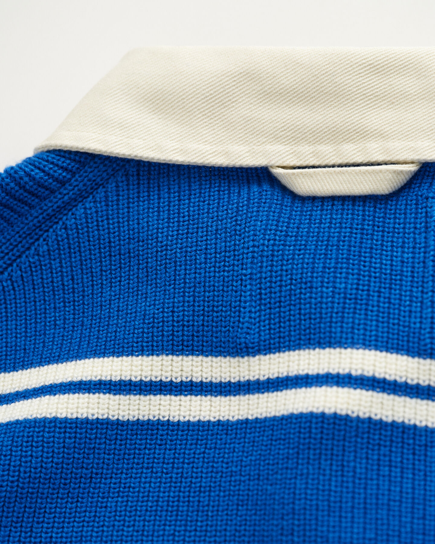 Ribstrikket Rugger af bomuld