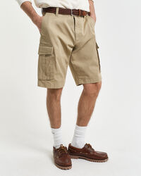 Relaxed fit cargoshorts af twill