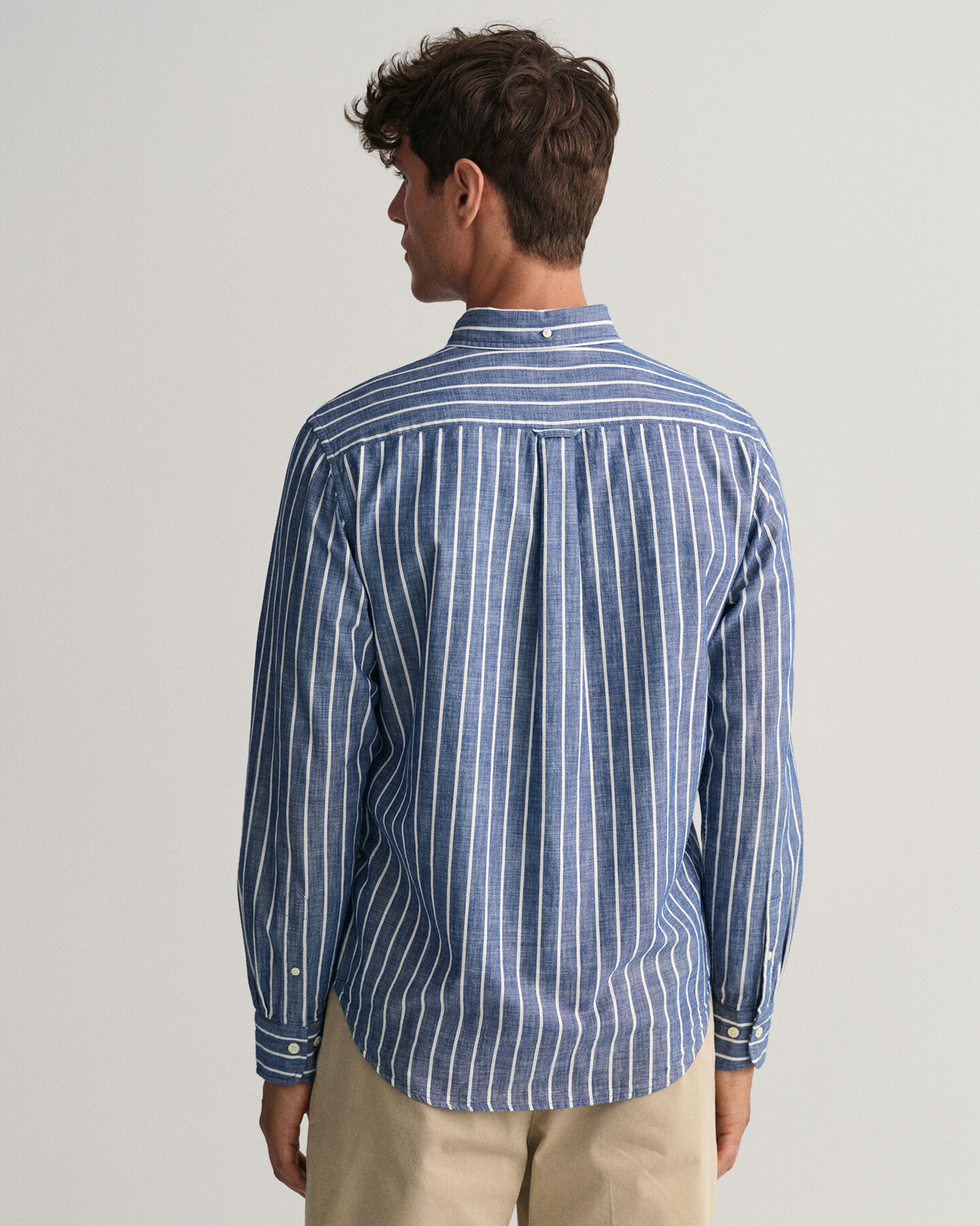 Regular fit stribet chambray skjorte