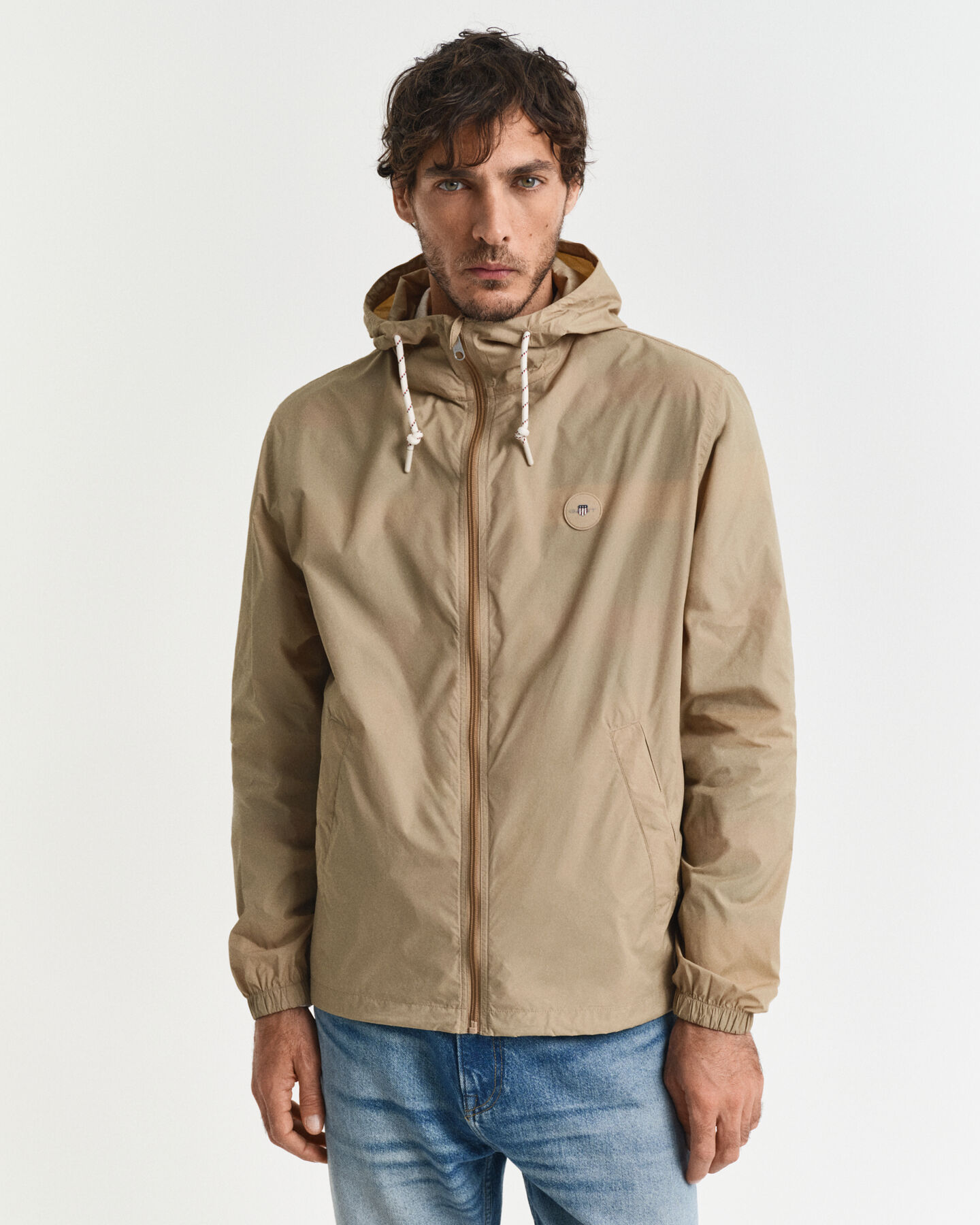 Let sammenfoldelig Windbreaker