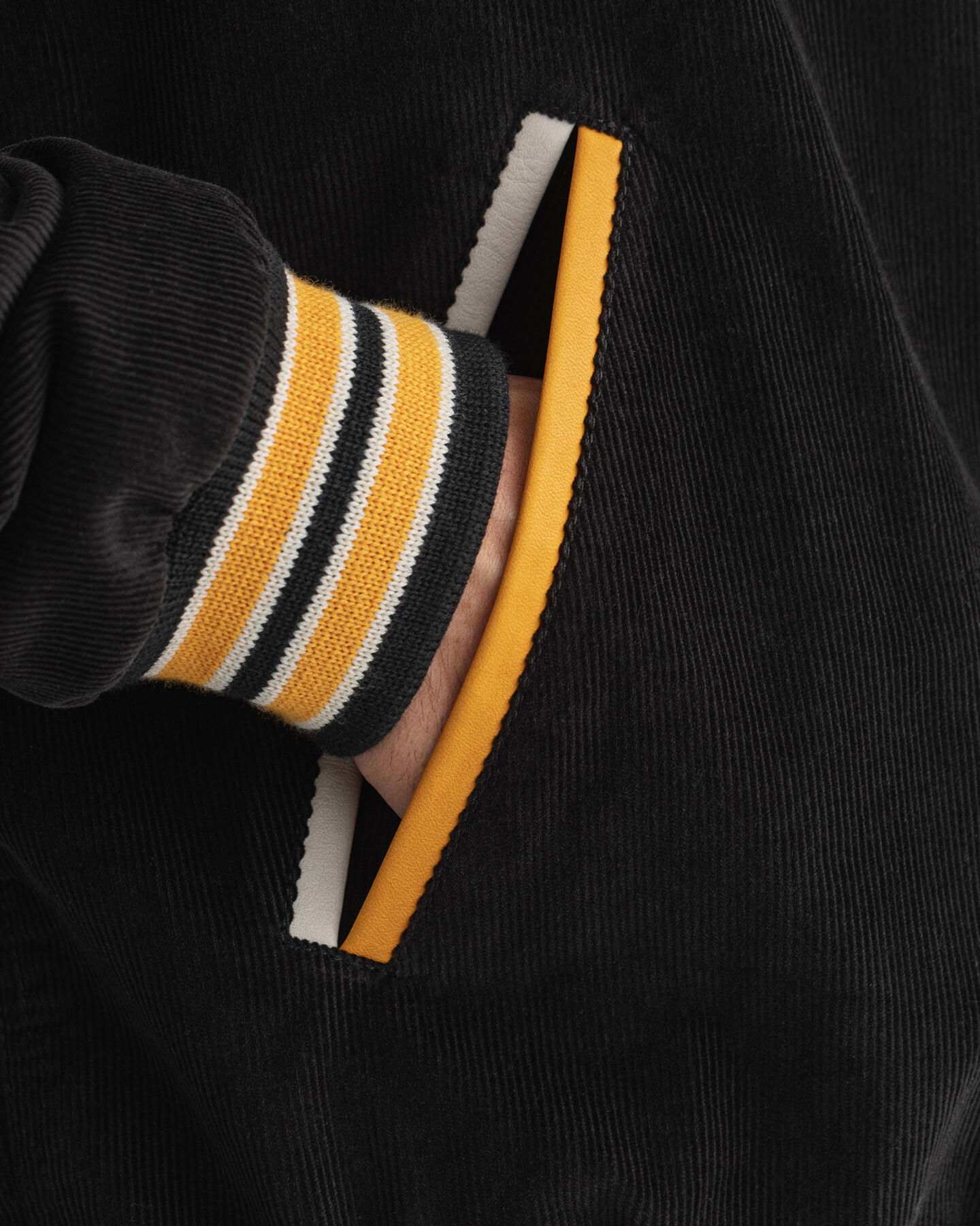 GANT Varsity Jacket af jernbanefløjl