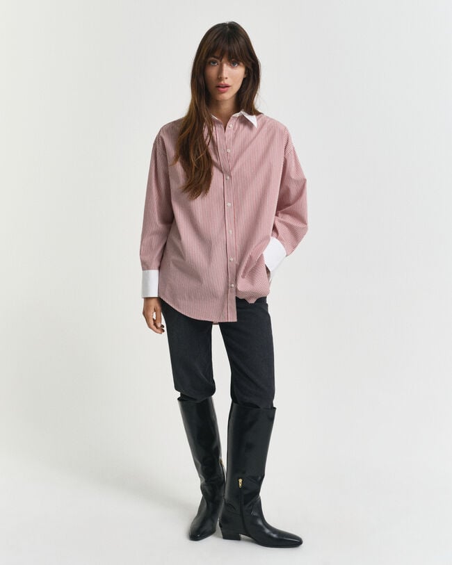 Oversized skjorte med kontrastfarvet krave og striber