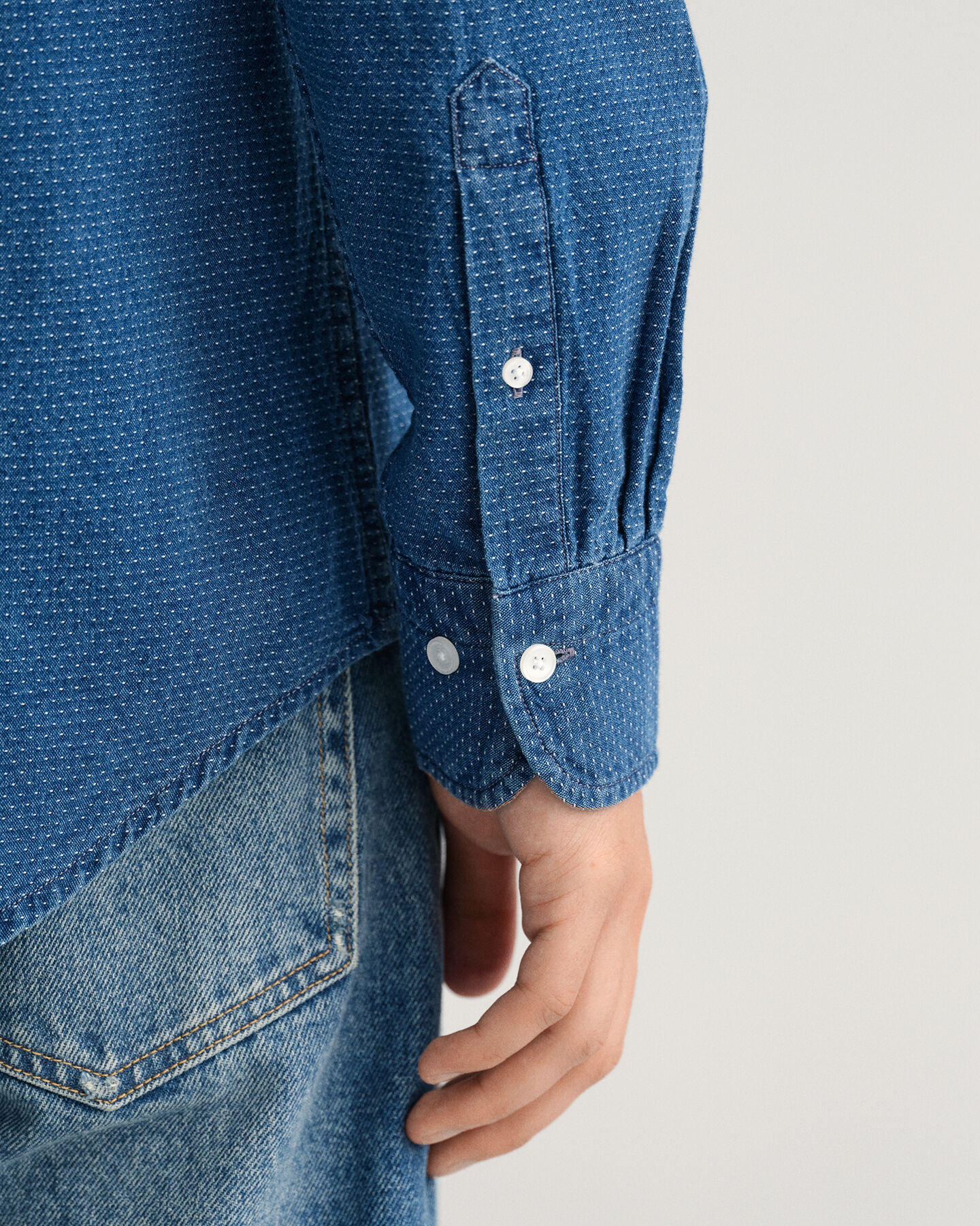 Regular fit indigo Jacquard skjorte med prikker