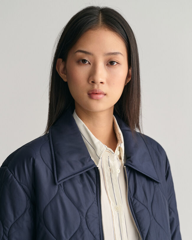 Quiltet jakke med krave