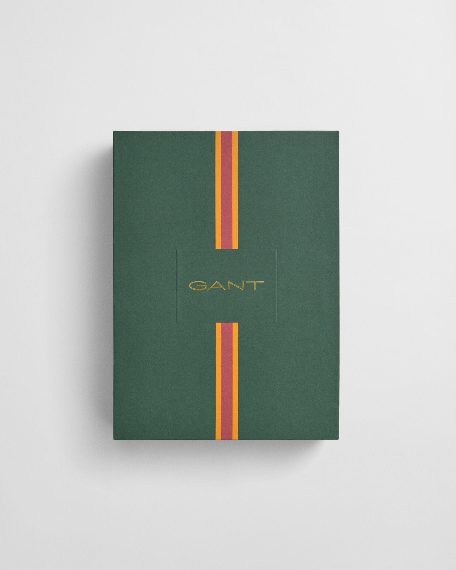 Gavesæt med beanie og halstørklæde med skrift