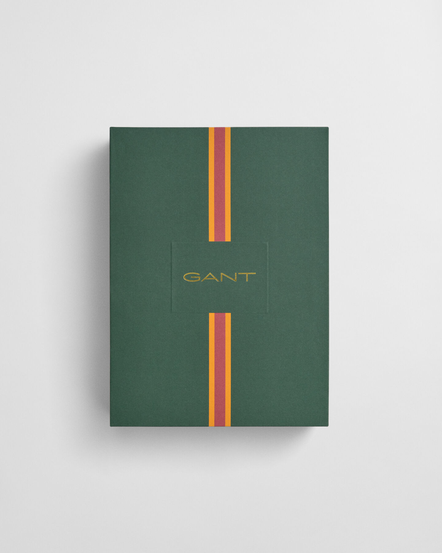 Gavesæt med beanie og halstørklæde med skrift