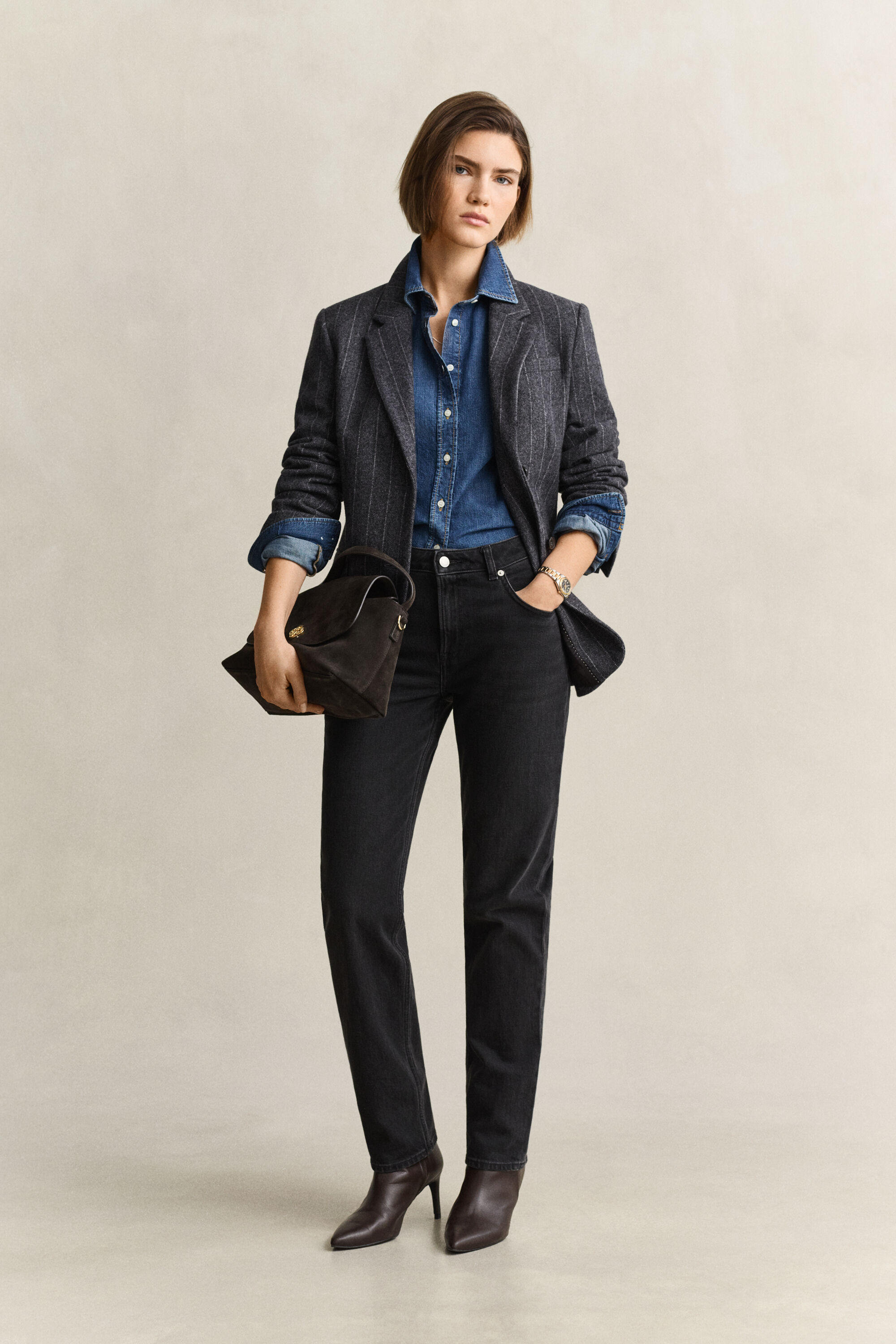 Nålestribet blazer i timeglassilhuet