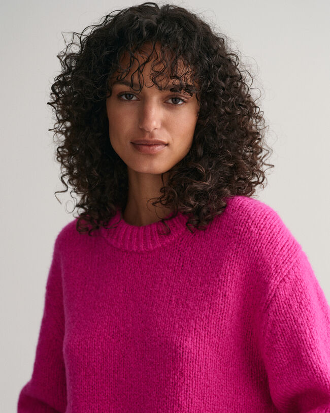 Crewneck sweater i boucl&eacute;-uld