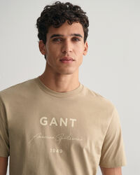 T-shirt med GANT Script Graphic tryk