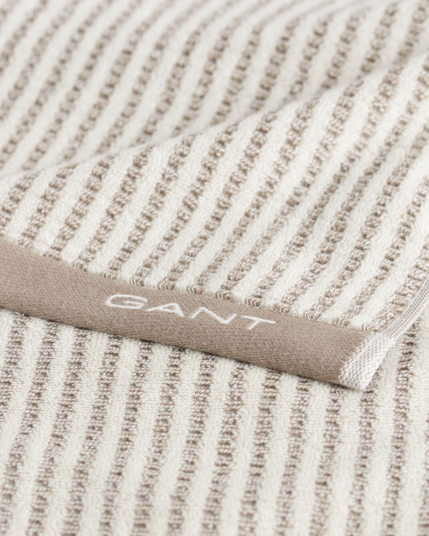 Stribet håndklæde 50x70