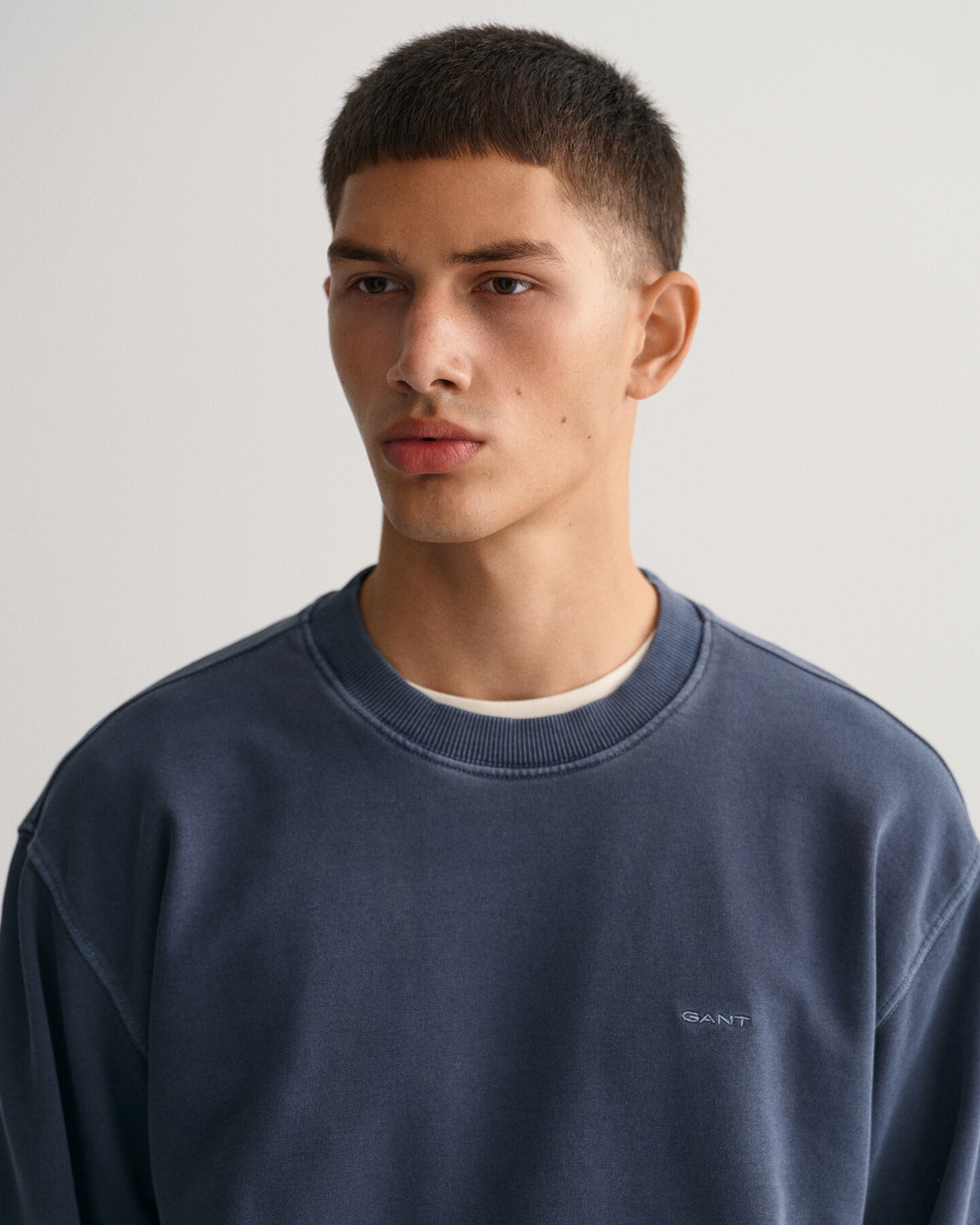 Sunfaded sweatshirt med crewneck