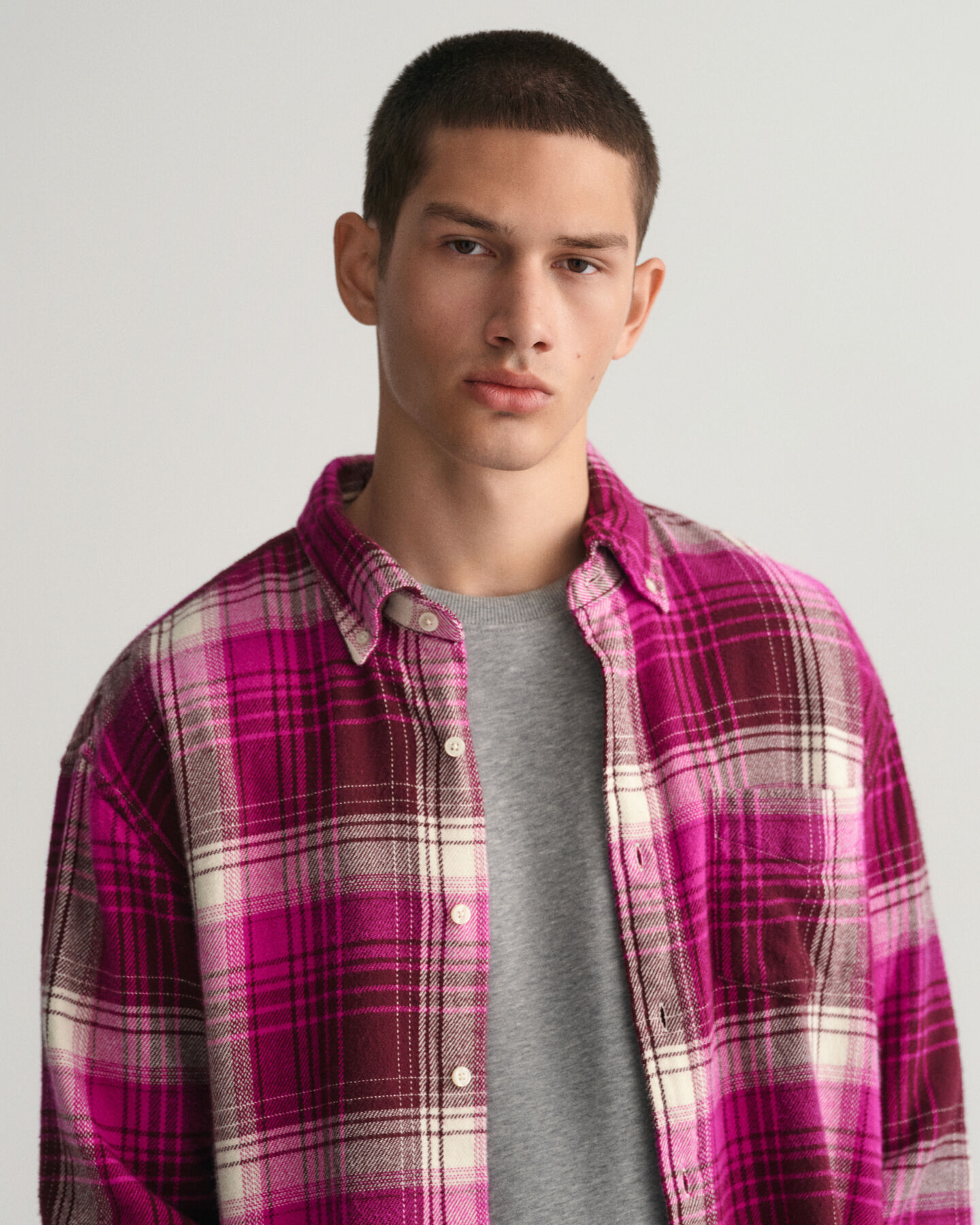 Relaxed fit ternet skjorte i tung flannel