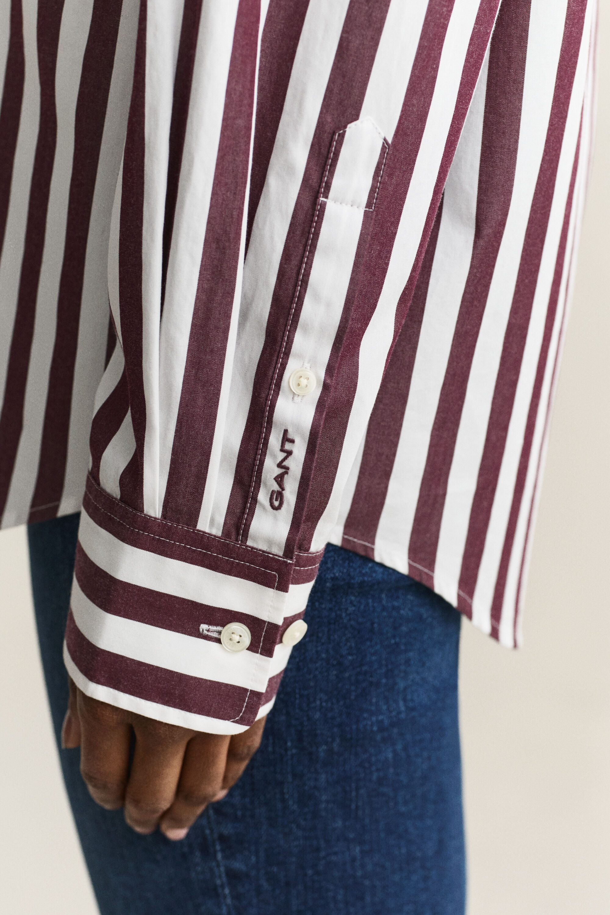 Relaxed poplin skjorte med striber
