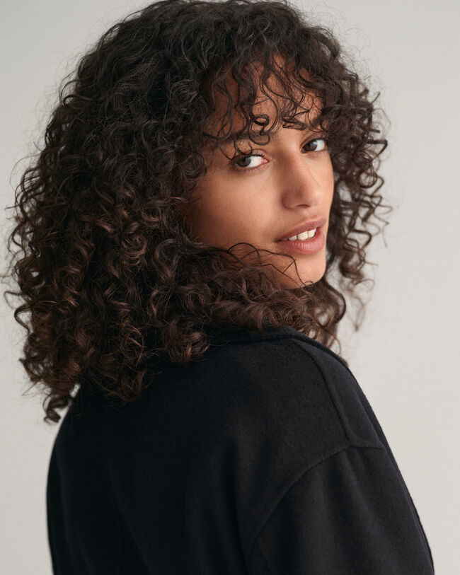 H&aring;ndsyet frakke med b&aelig;lte