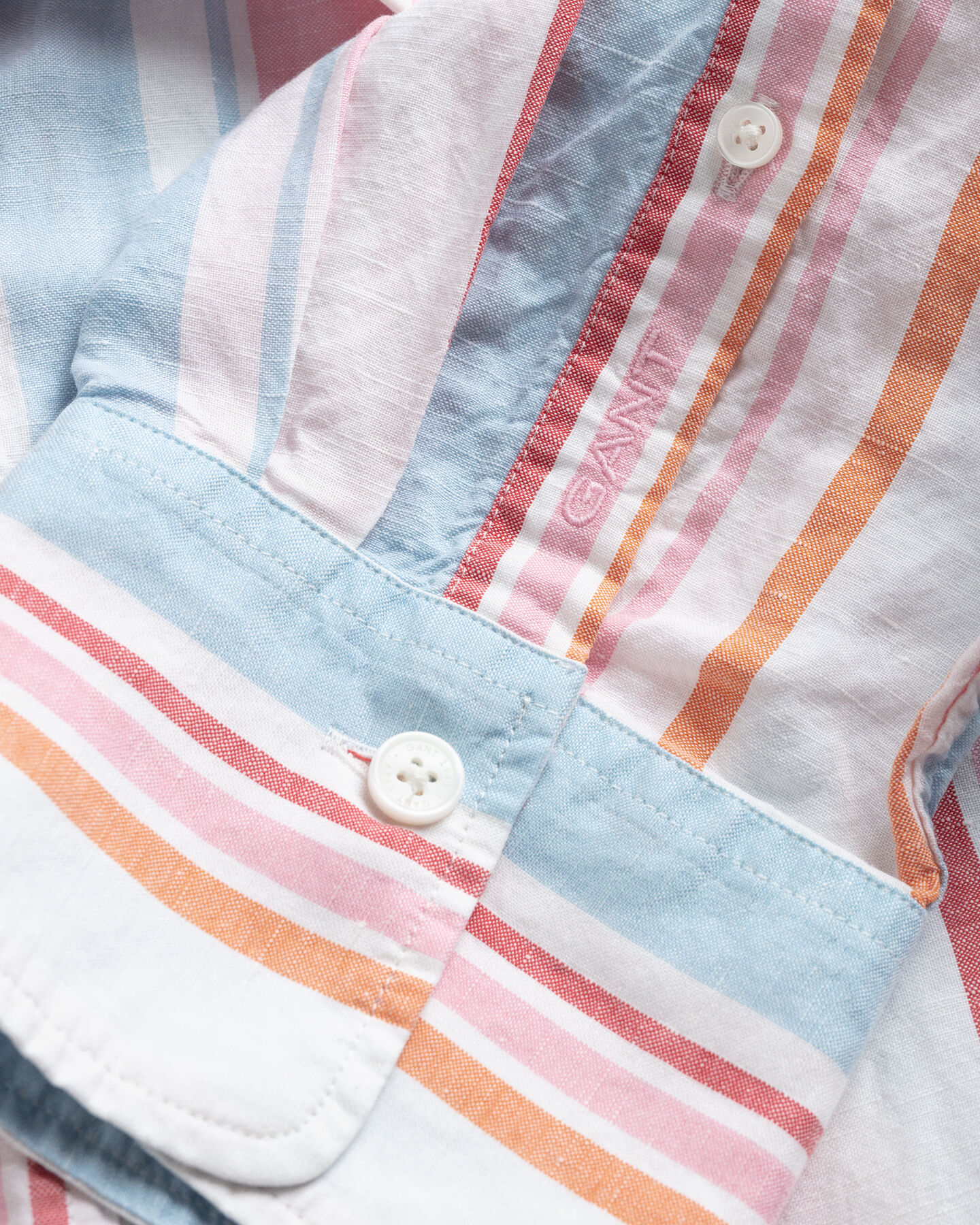 Oversized flerstribet skjorte