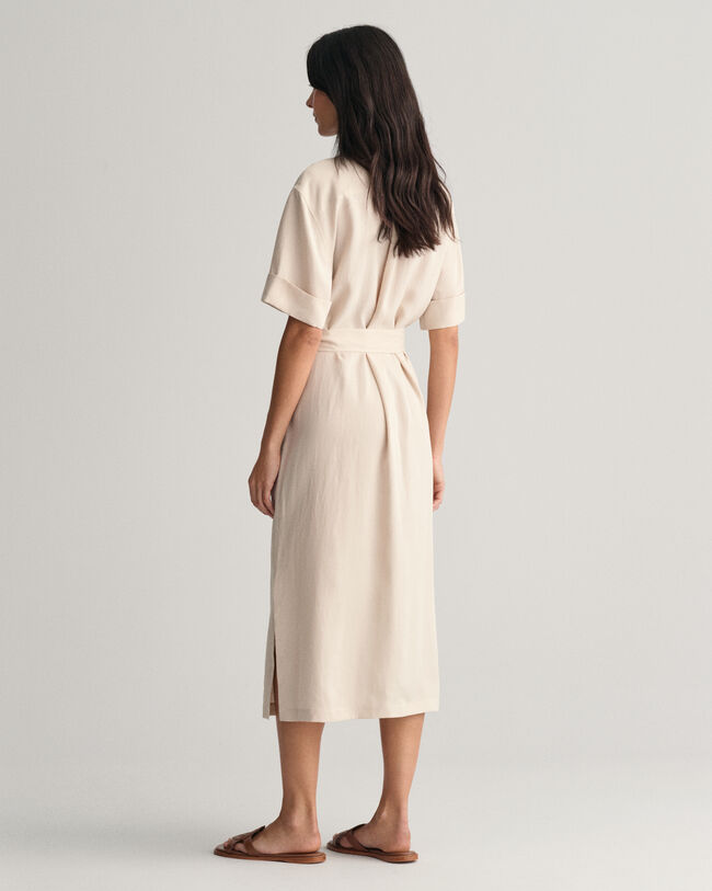 Skjortekjole med lommer og korte &aelig;rmer