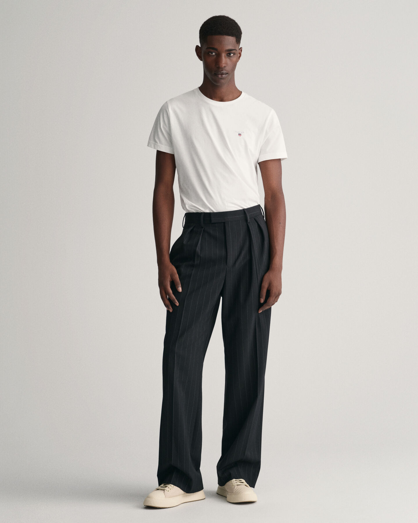 Nålestribede jakkesæt-bukser med læg