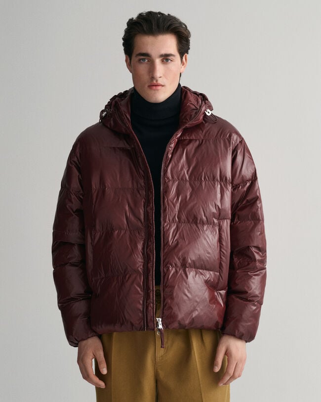 Skinnende pufferjakke med dun