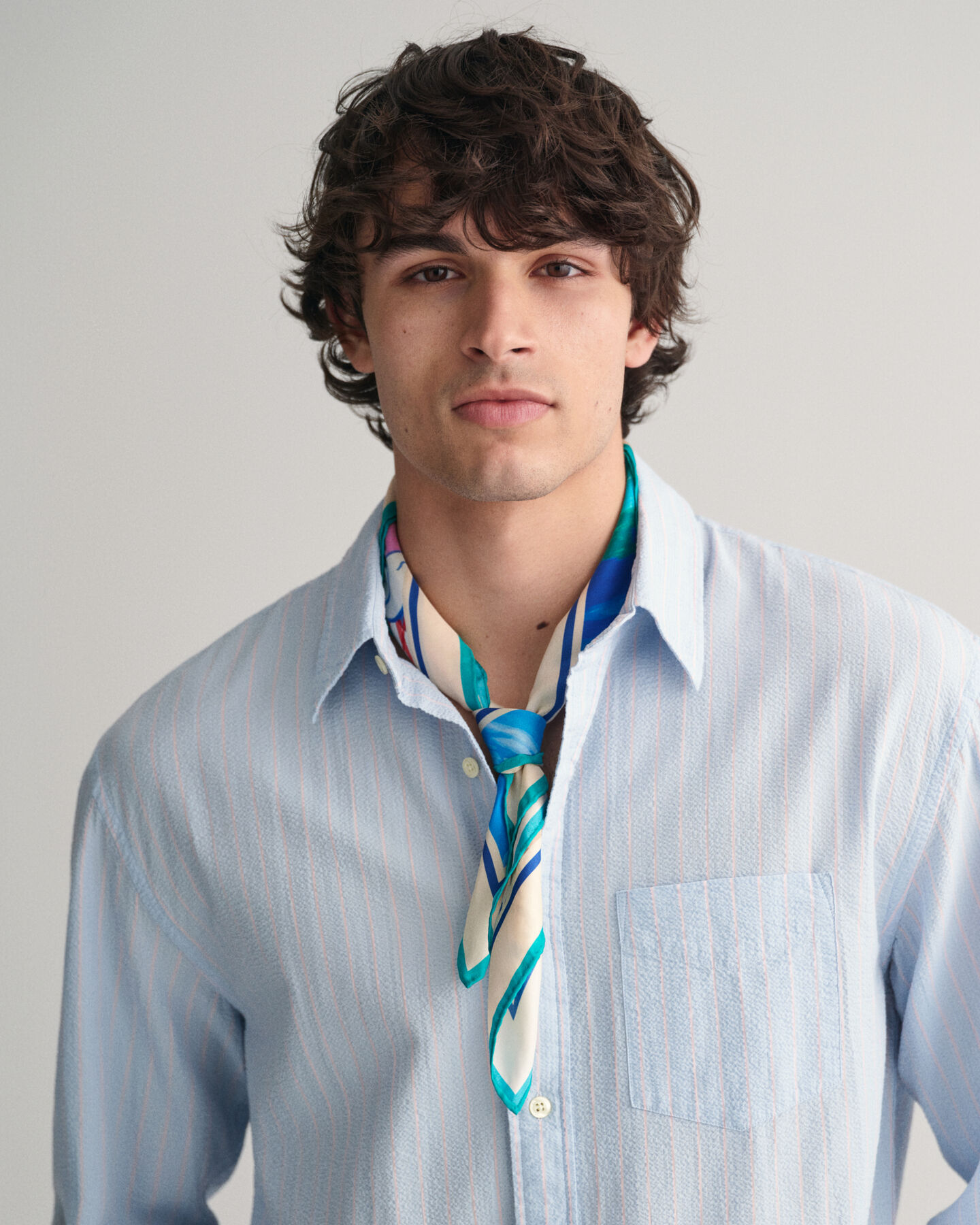 Silketørklæde med Scenery-tryk