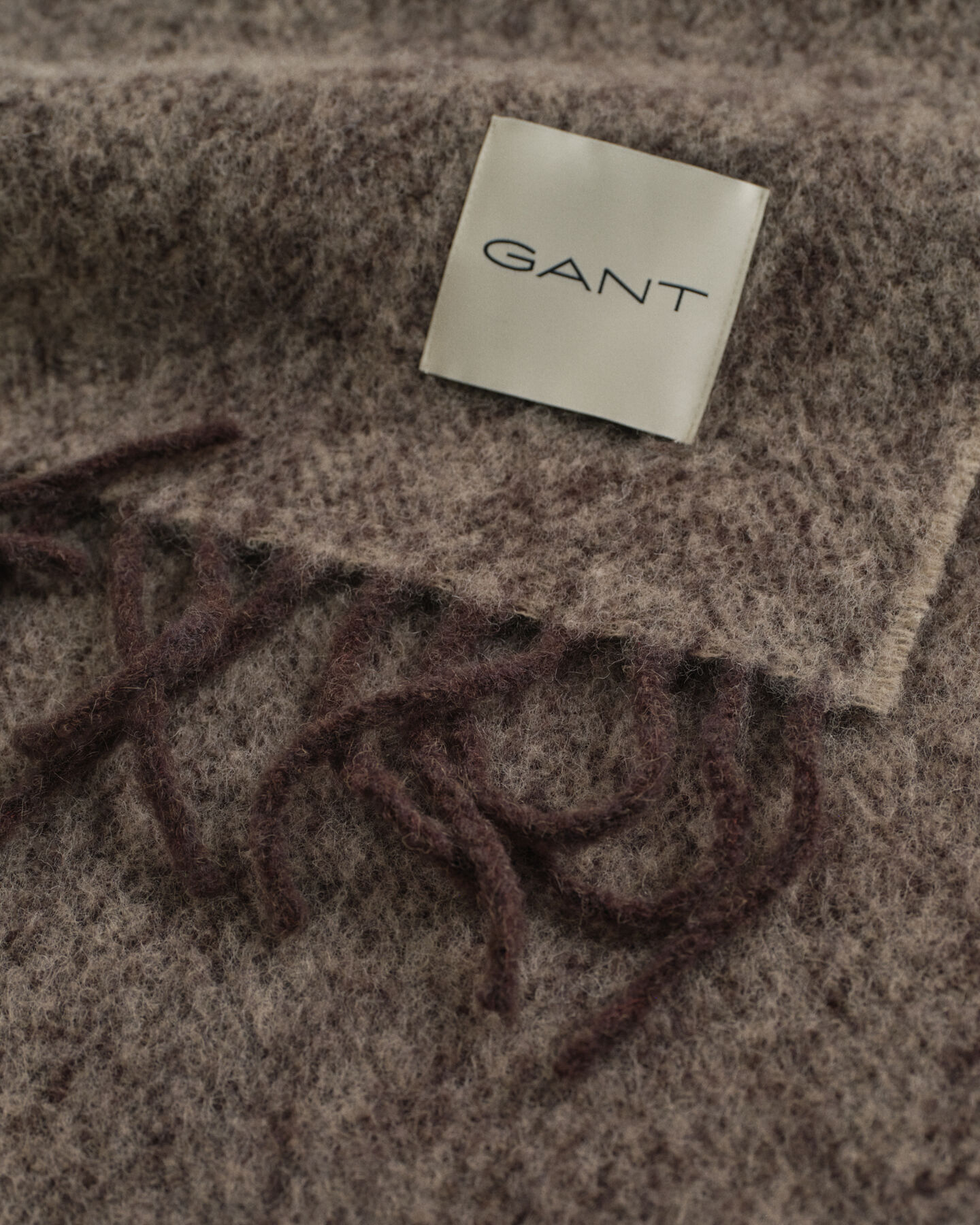 Sildebensmønstret halstørklæde i mohair-alpaka