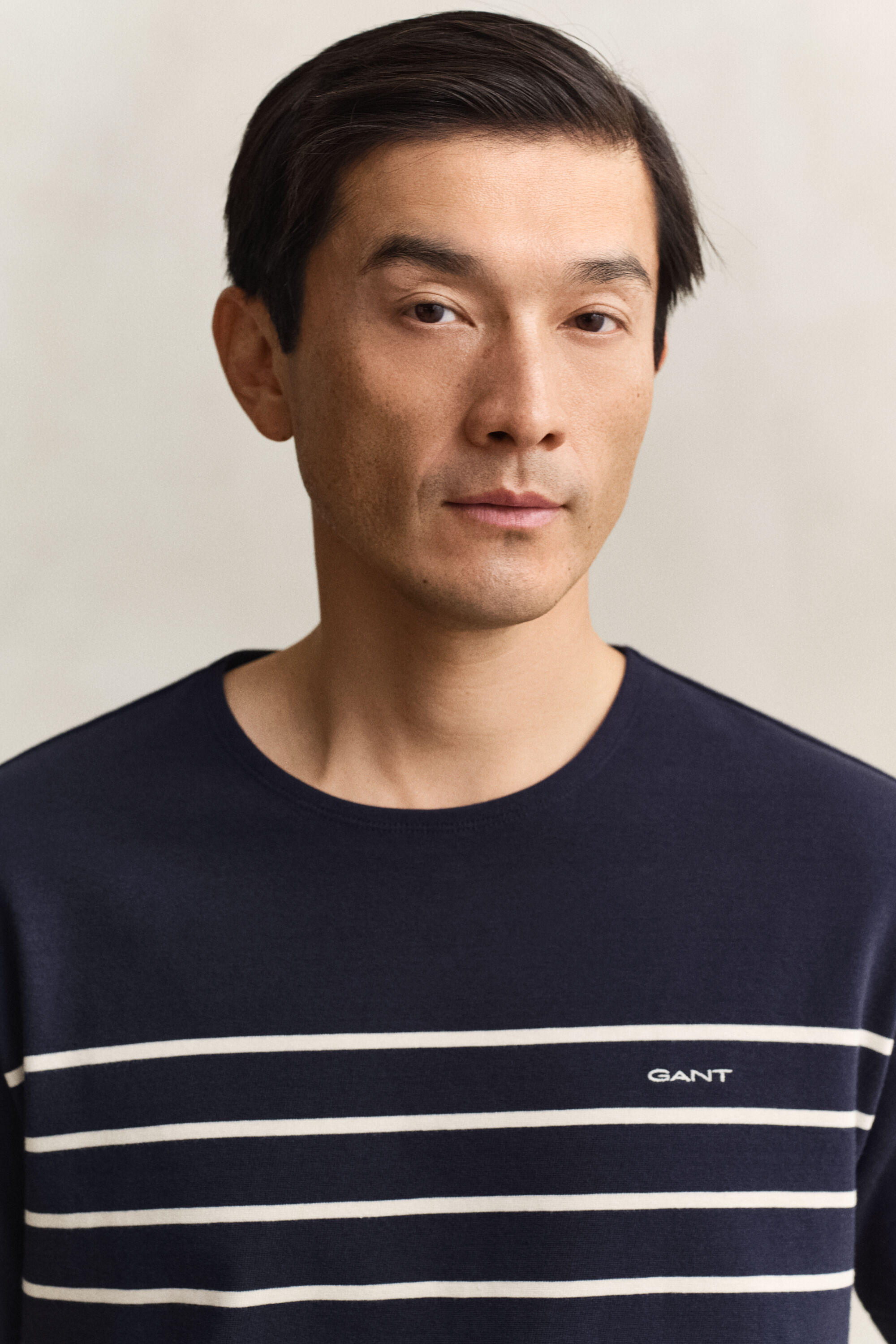 T-shirt med placeret stribe