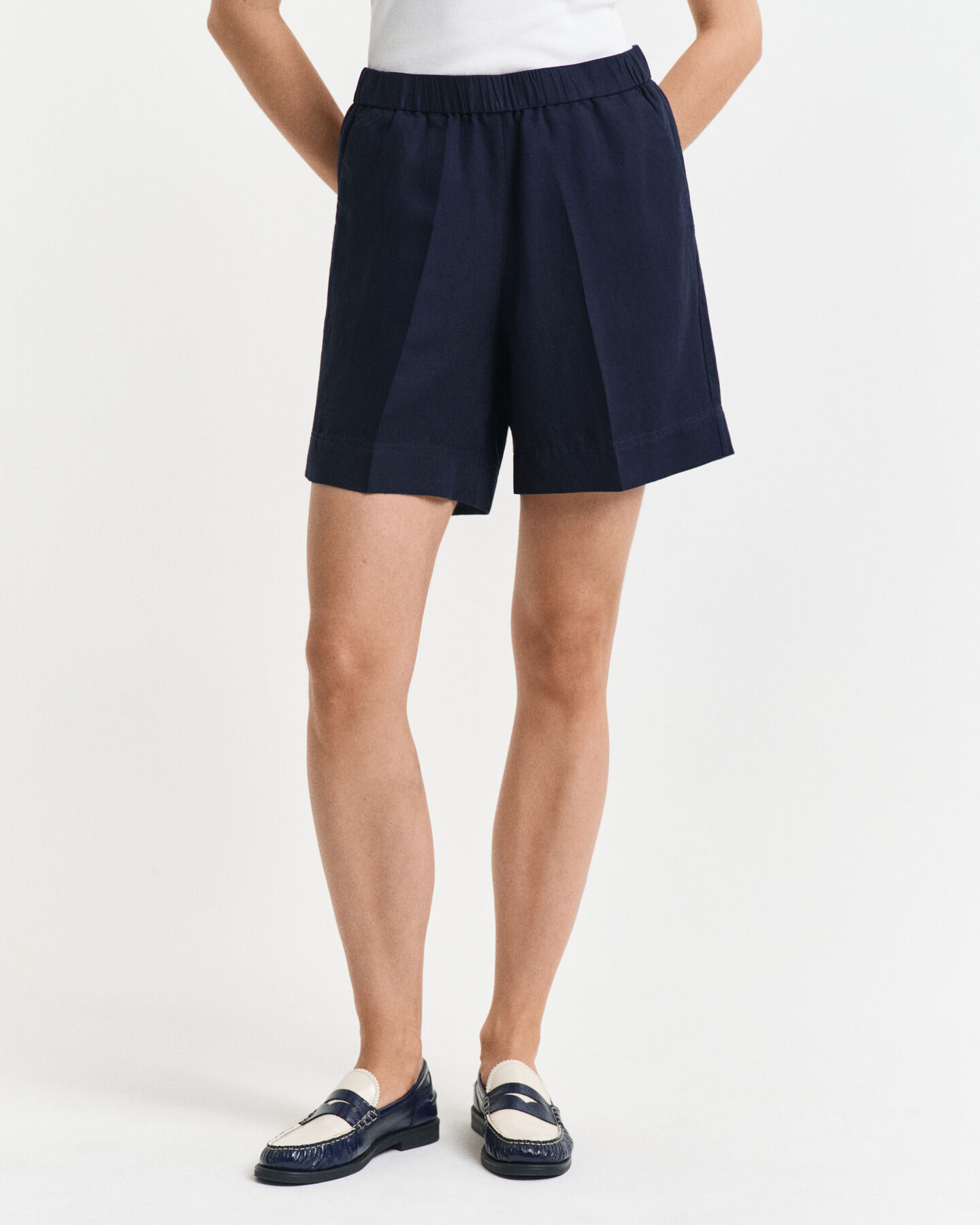 Relaxed fit pull-on shorts i hørblanding