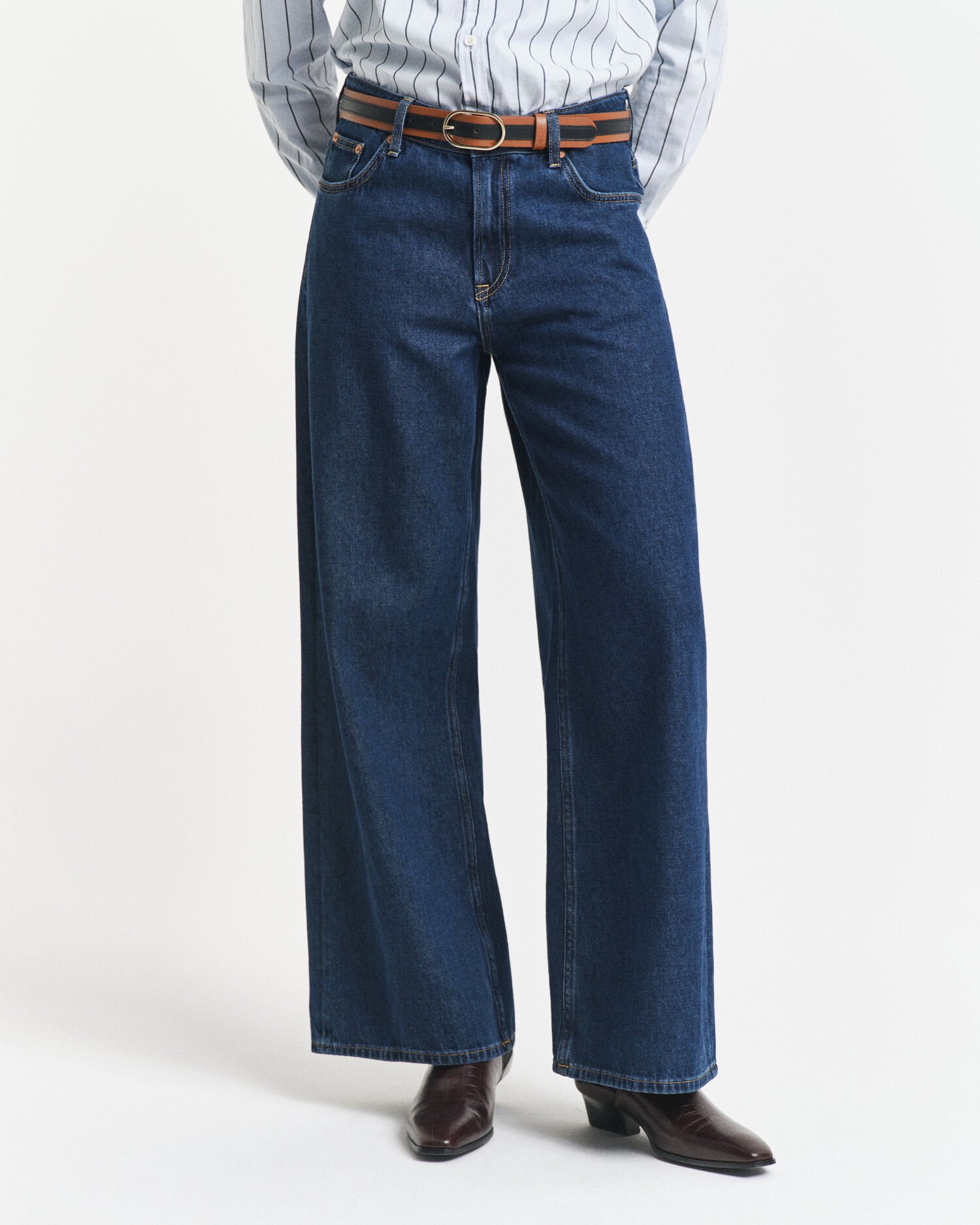 Lavtaljede jeans med brede ben