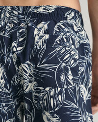 Classic fit badeshorts med Tropical Leaves-tryk