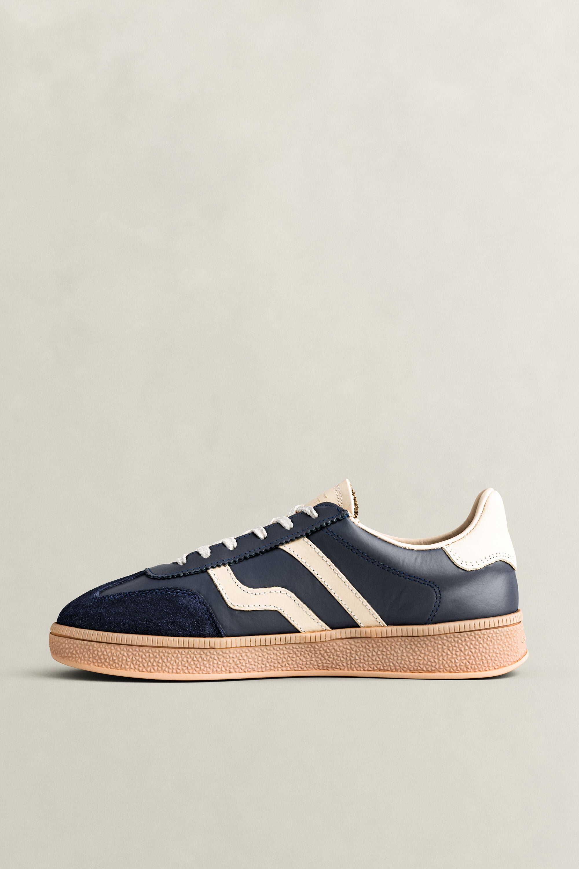 Cuzima sneakers i læder og ruskind