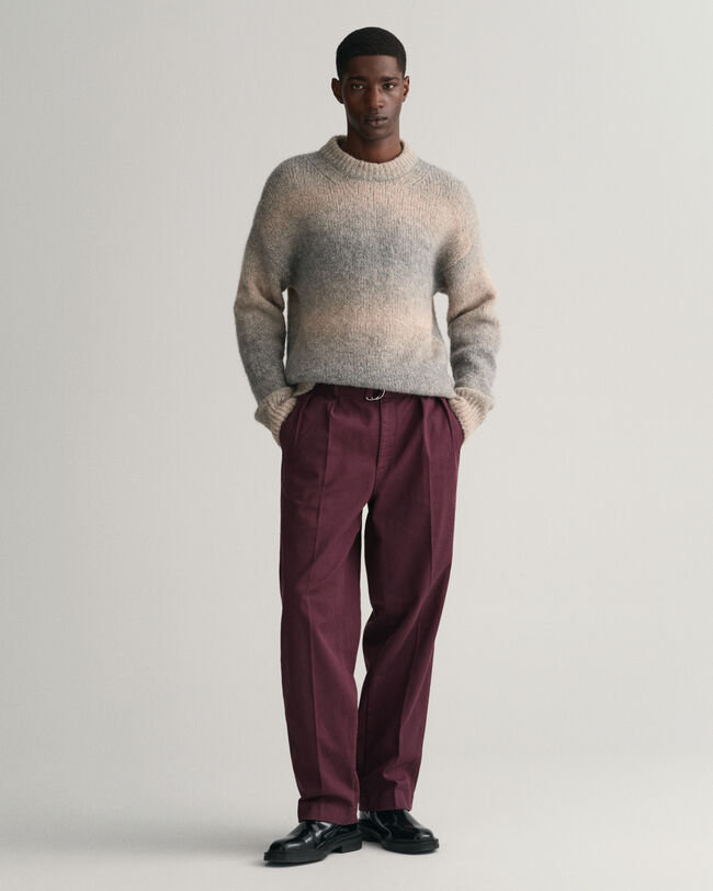 Chinobukser med bælte og læg