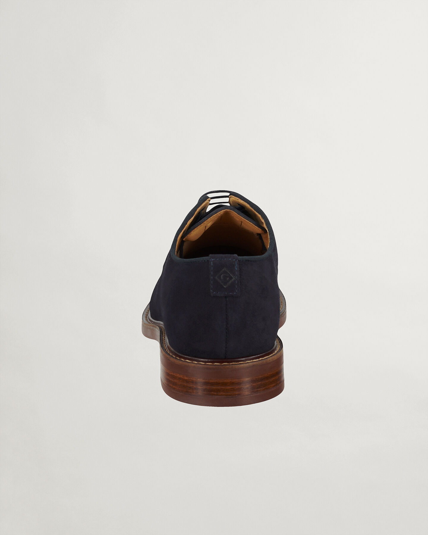 St Akron sko med lave sn&oslash;reb&aring;nd