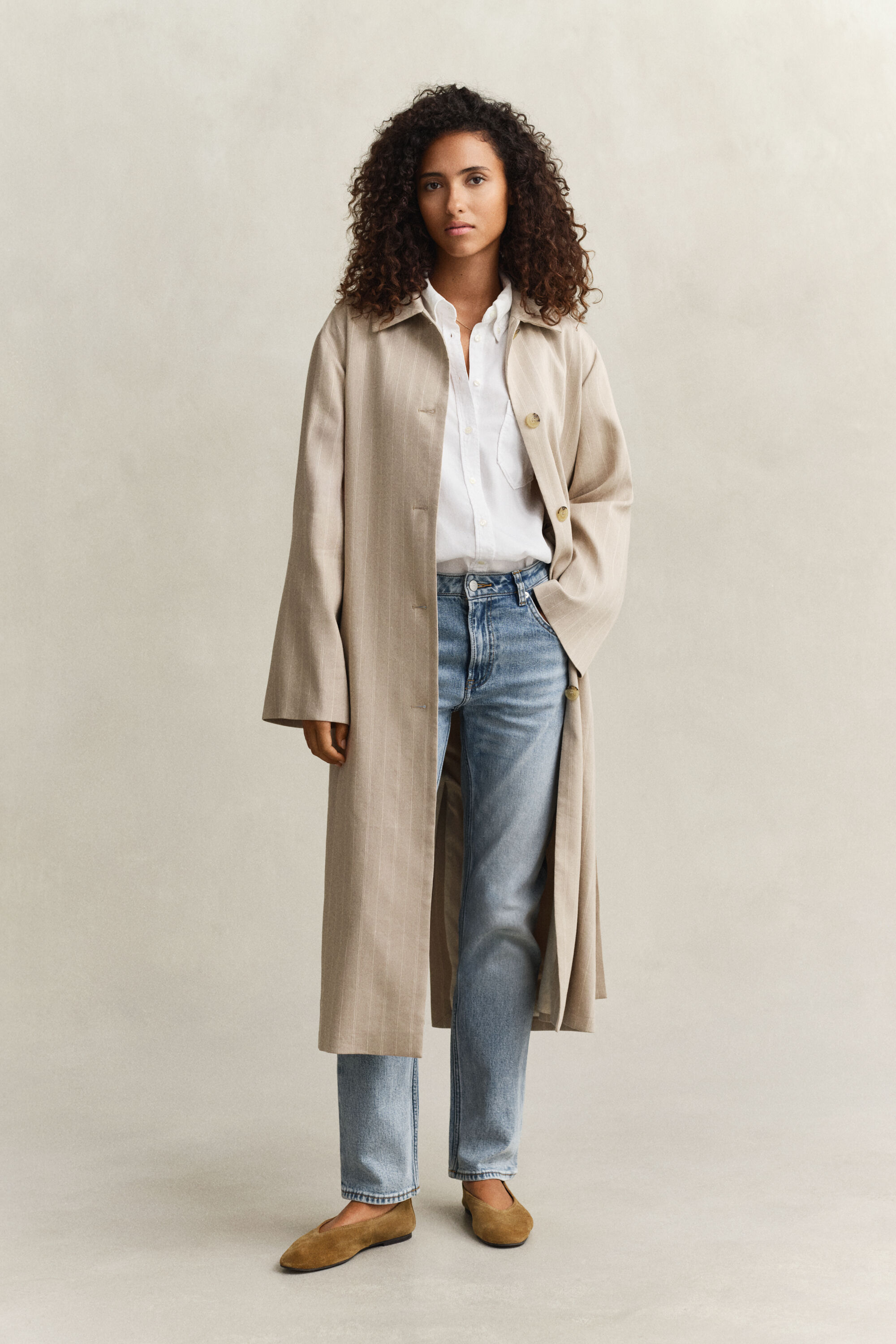 Nålestribet frakke i hørblanding