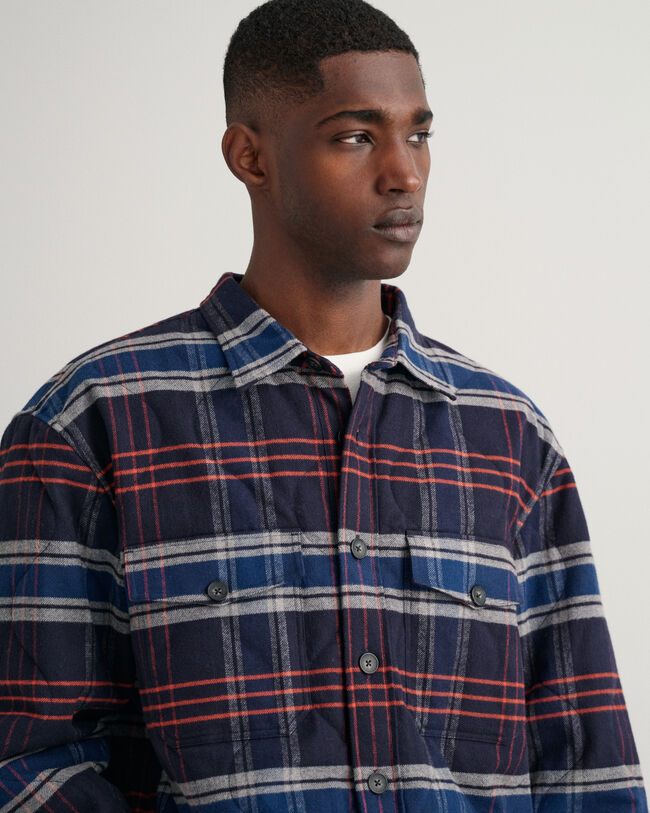 Overskjorte af quiltet flannel