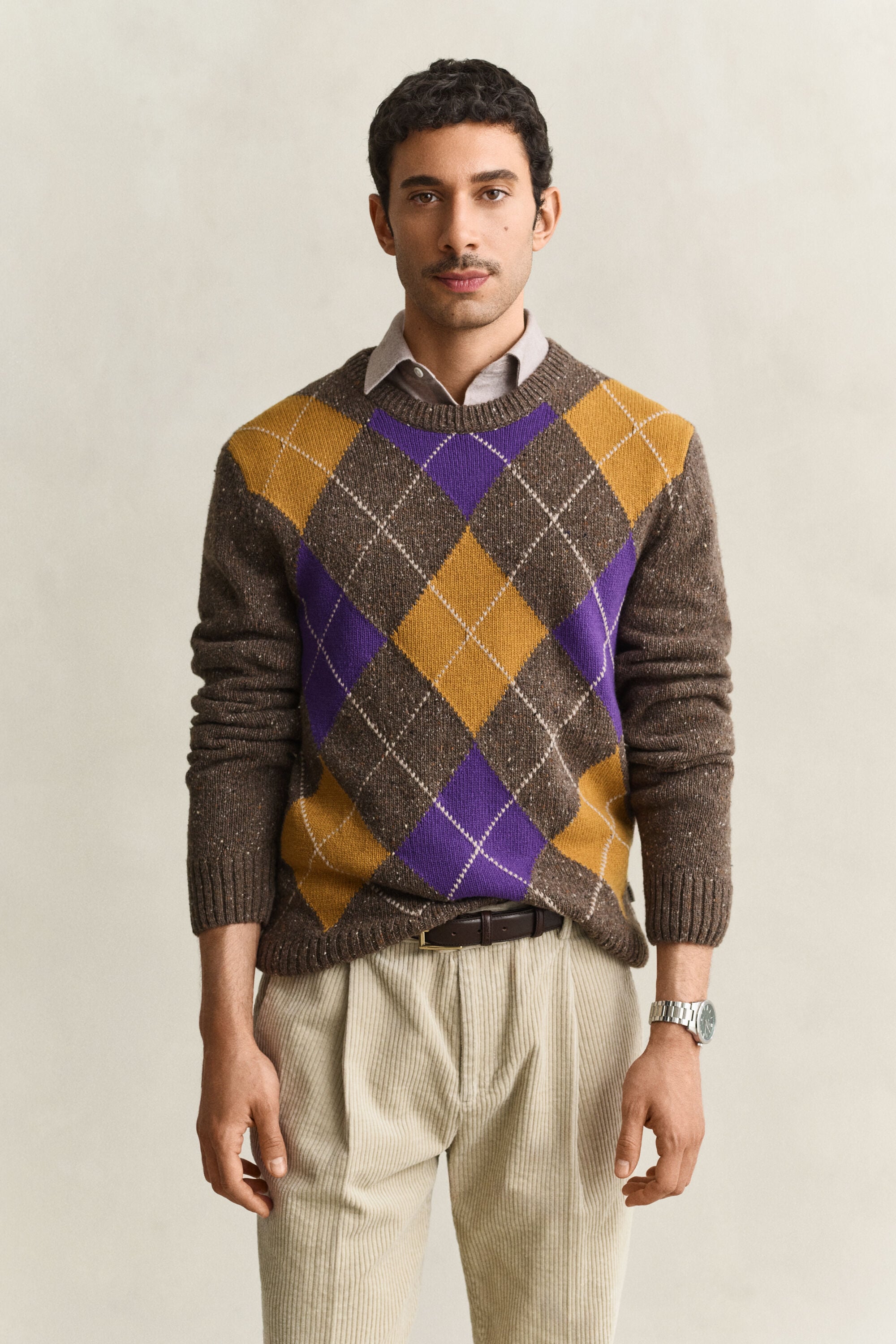 Crewneck sweater med argyle og nister