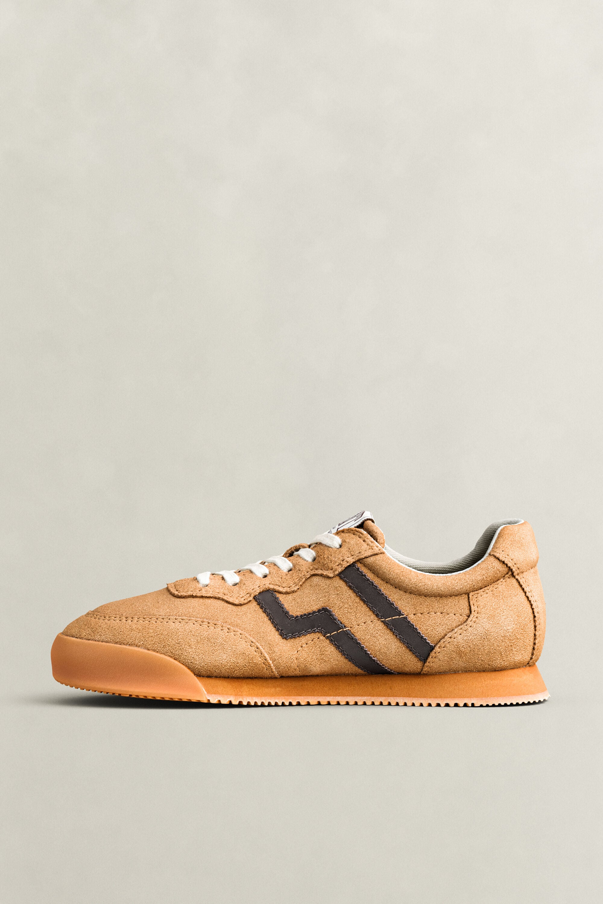 Beylana sneakers i ruskind