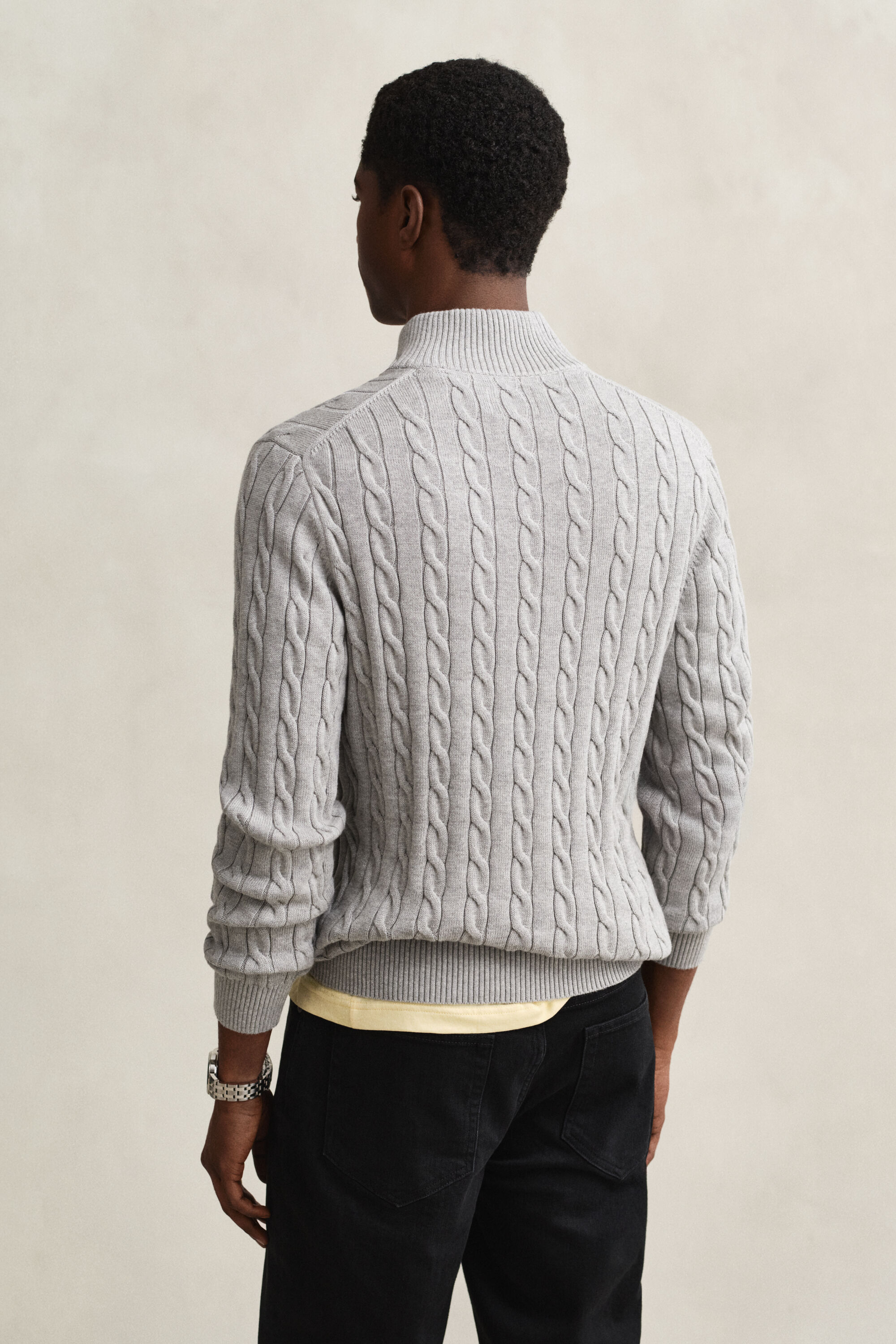 Kabelstrikket sweater af bomuld med halv lynlås