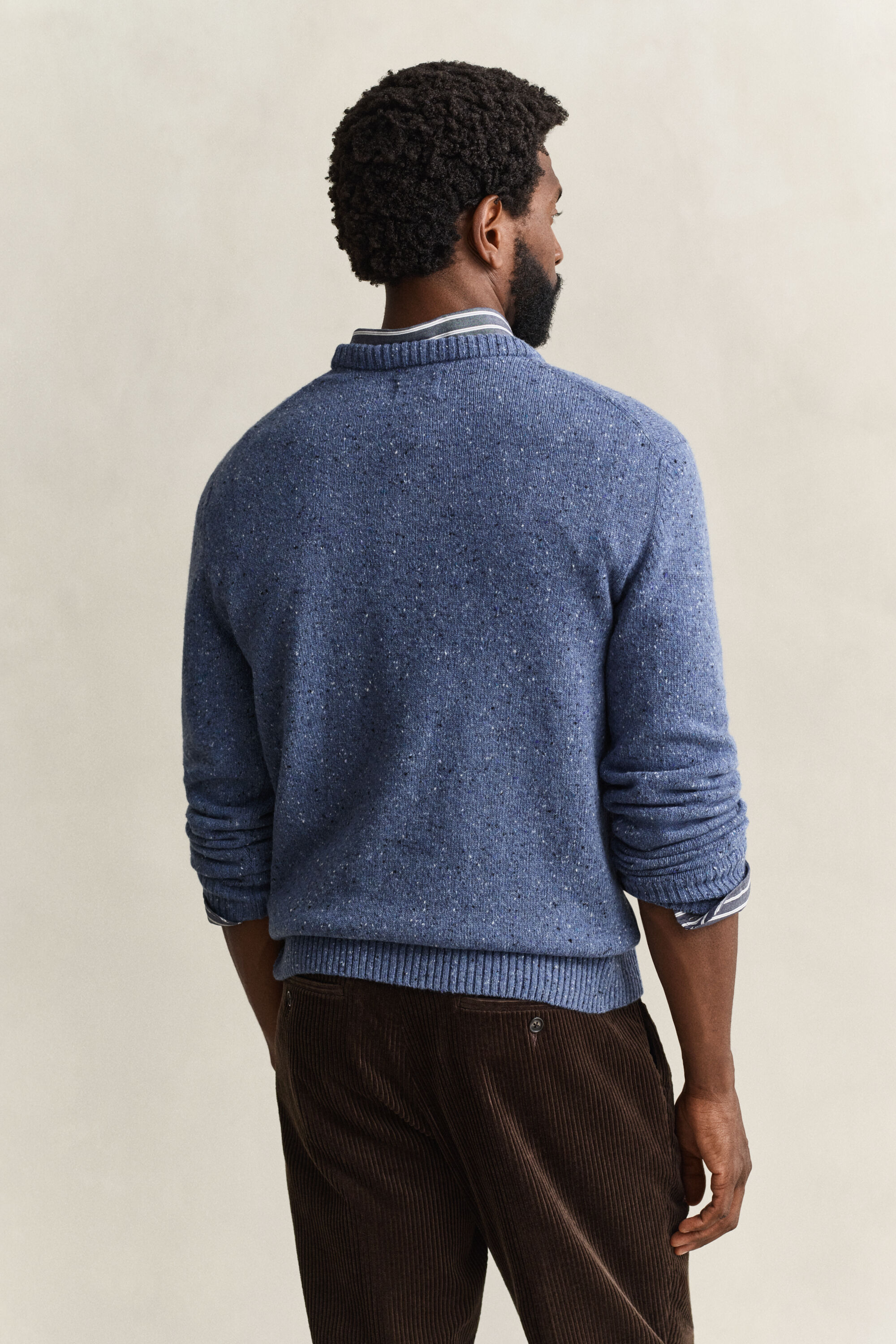 Sweater med crewneck og nister i uldblanding