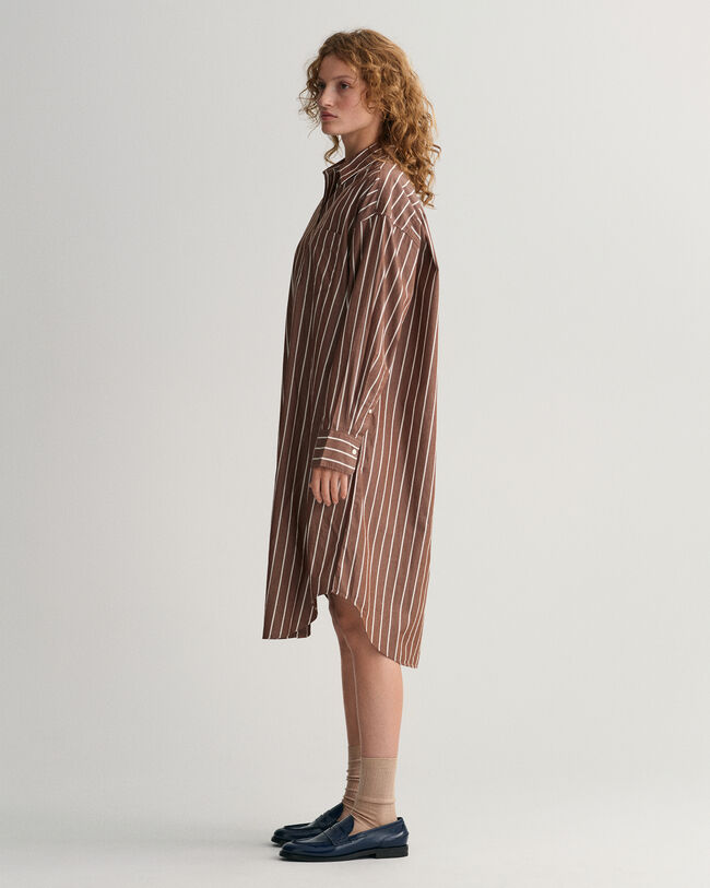 Oversized stribet skjortekjole