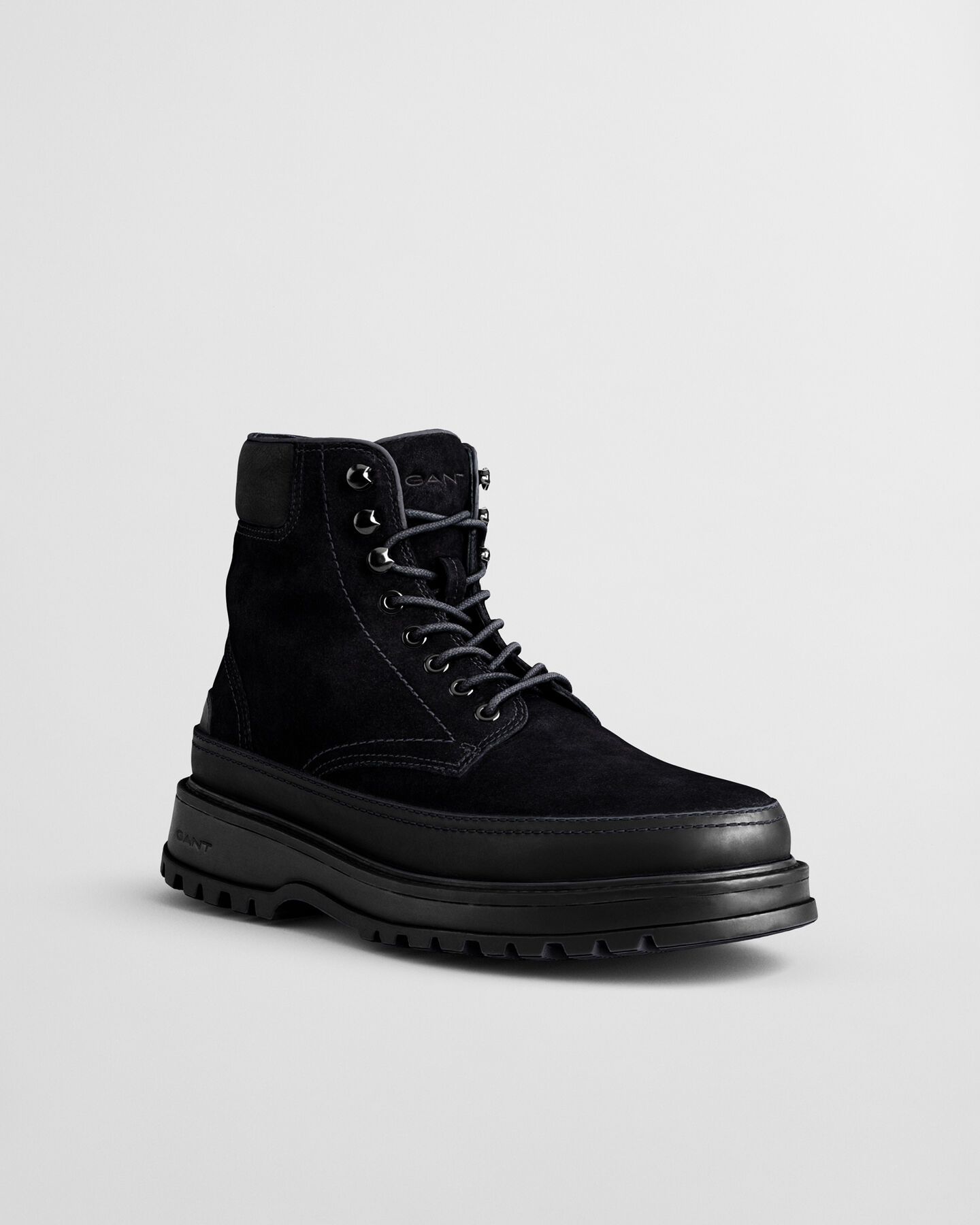 Clafton ruskindsstøvler med snørebånd