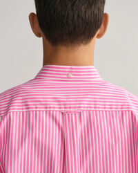 Regular fit stribet tætvævet skjorte med korte ærmer