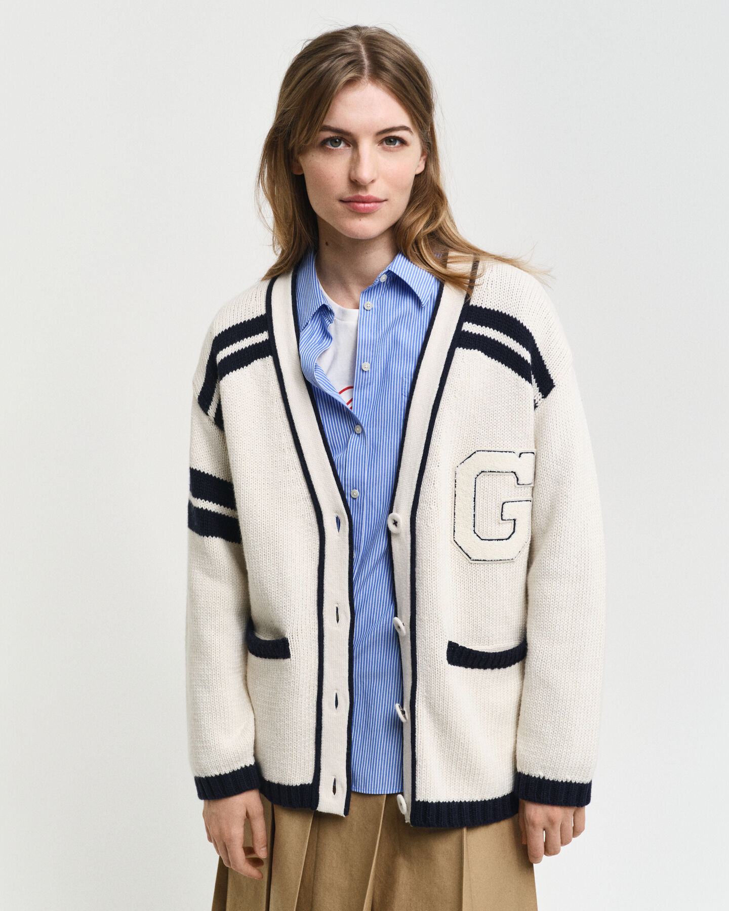 GANT Varsity cardigan med V-hals