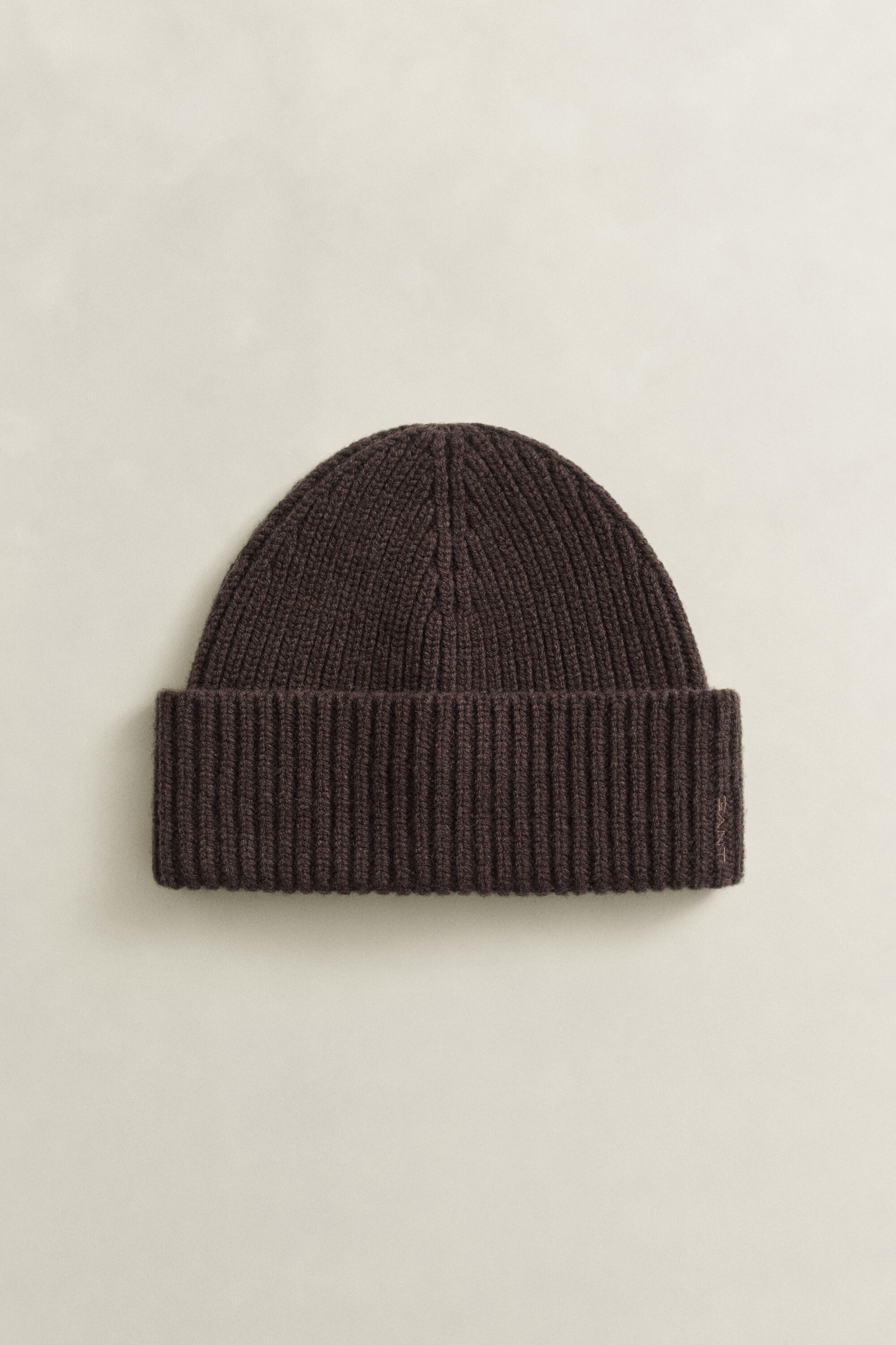 Ribstrikket beanie i uld og kashmir