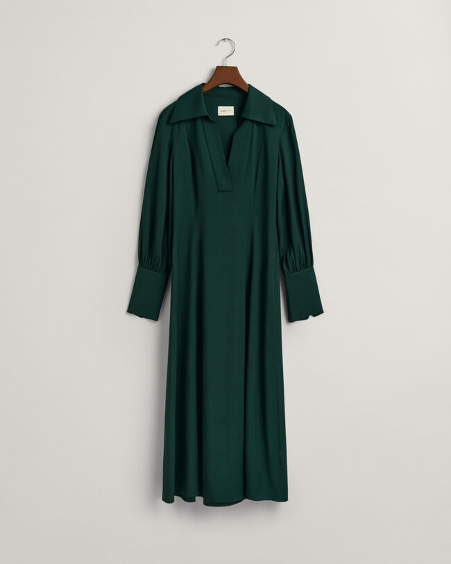 Slim fit kjole med h&oslash;je manchetter