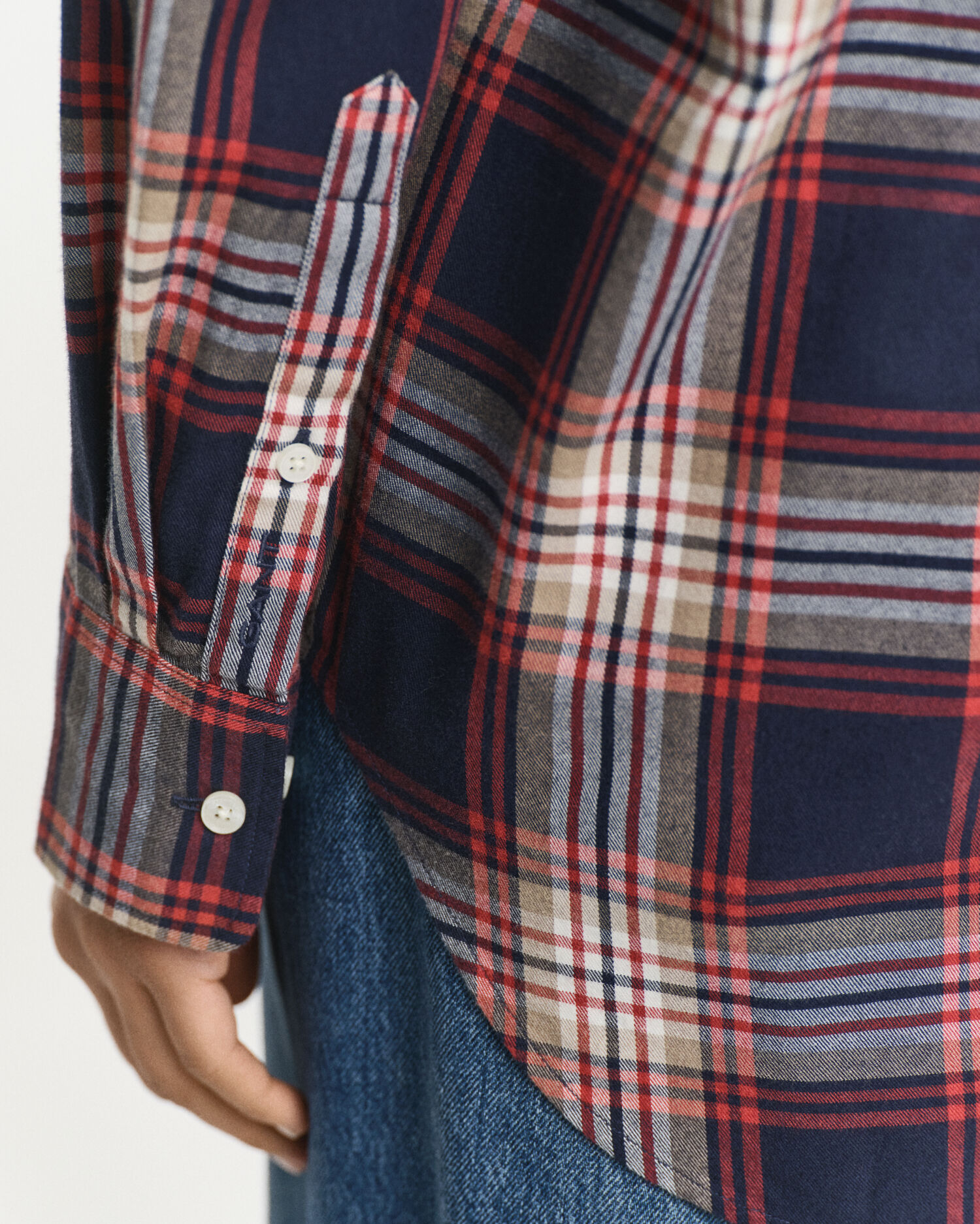 Relaxed fit ternet flannelskjorte