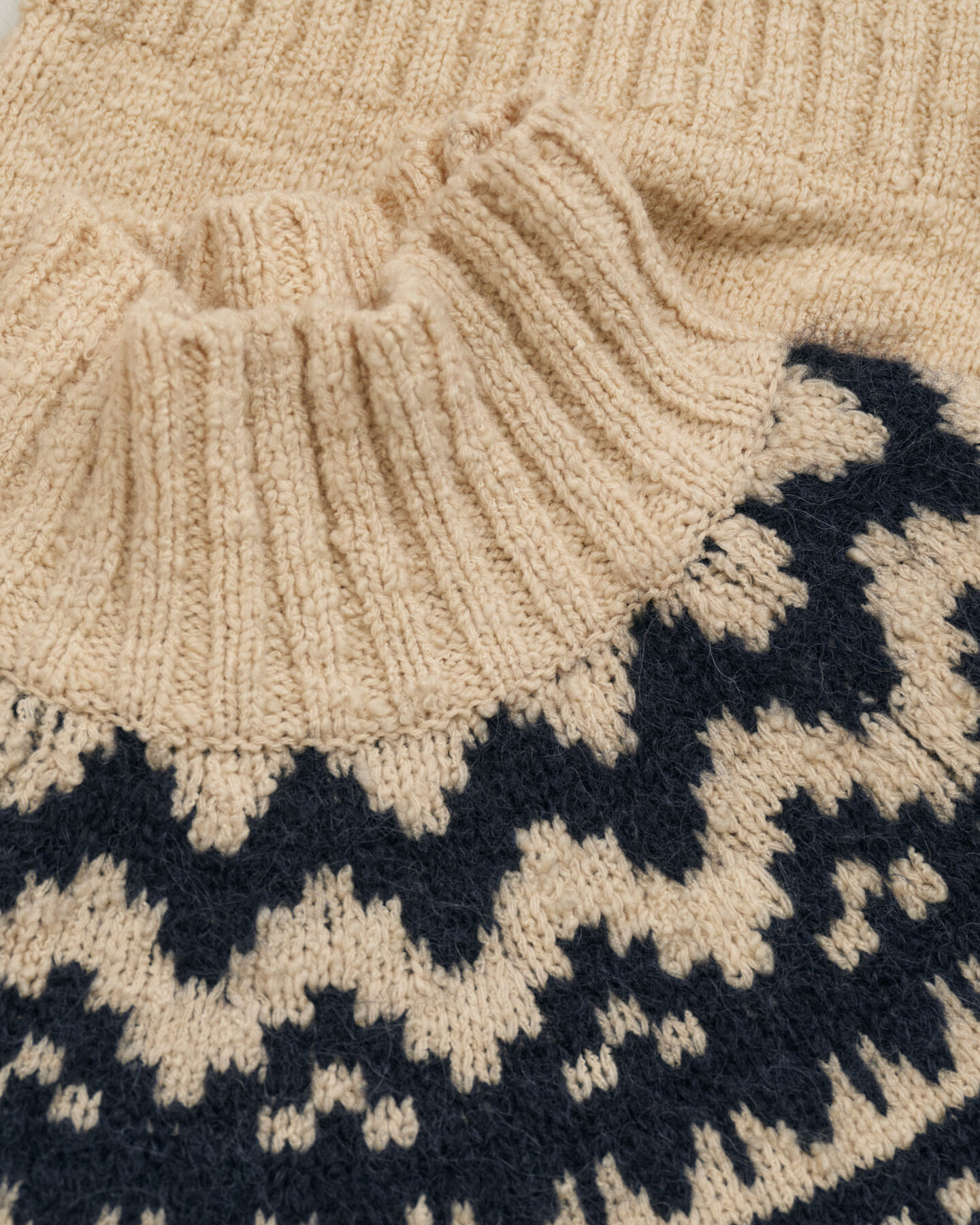 Fair Isle sweater med rullekrave