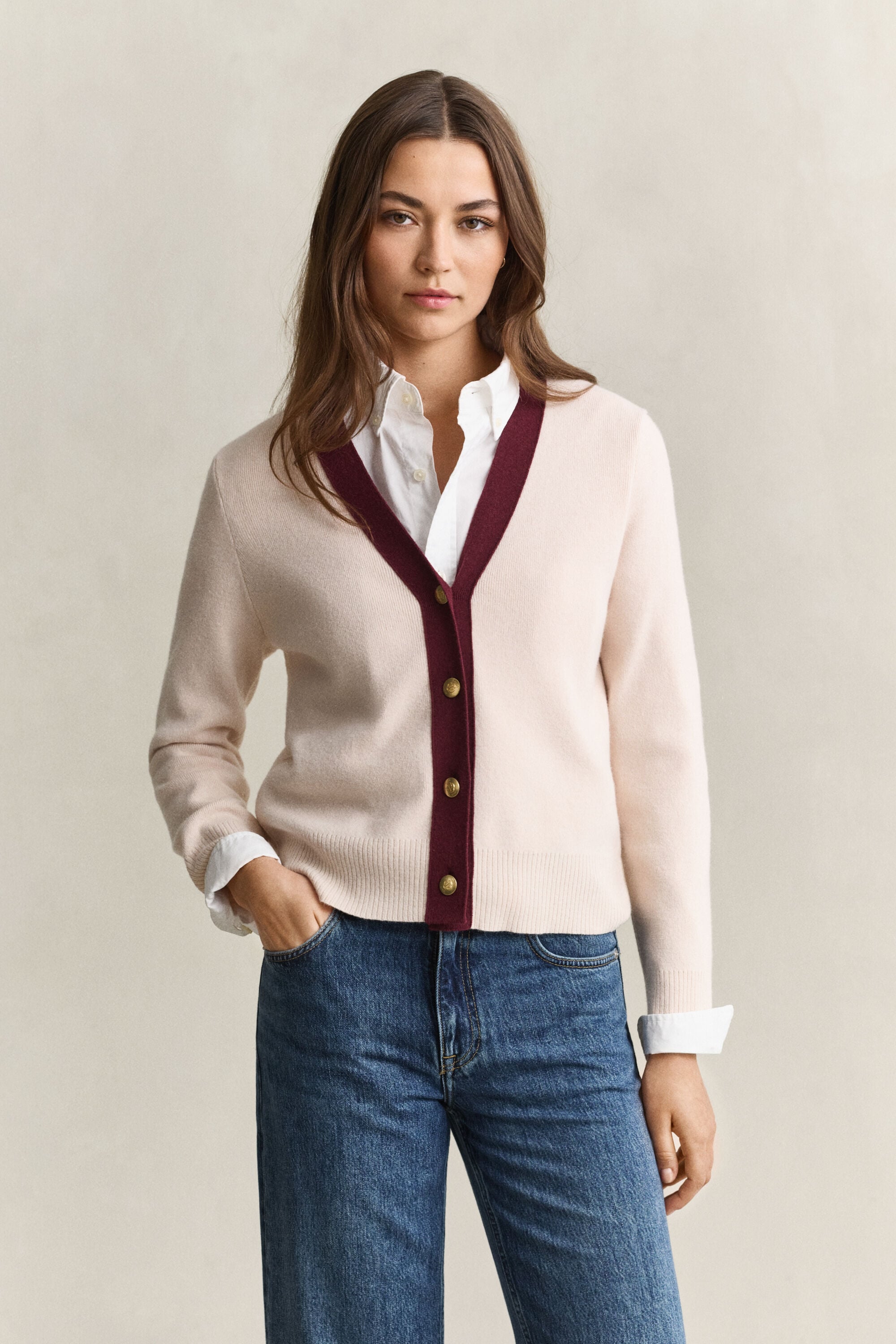 Kontrastfarvet cardigan