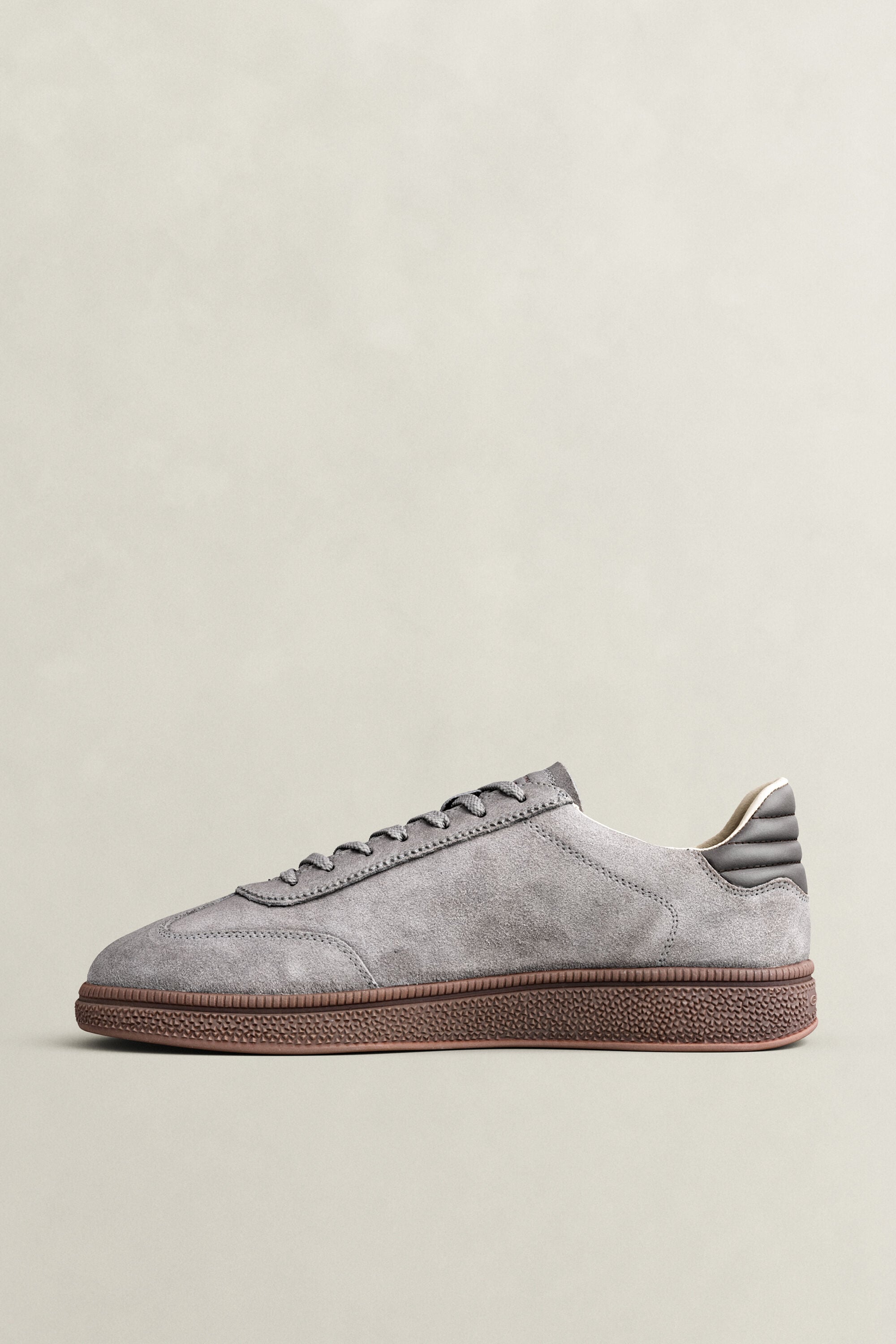 Cuzmo sneakers i ruskind