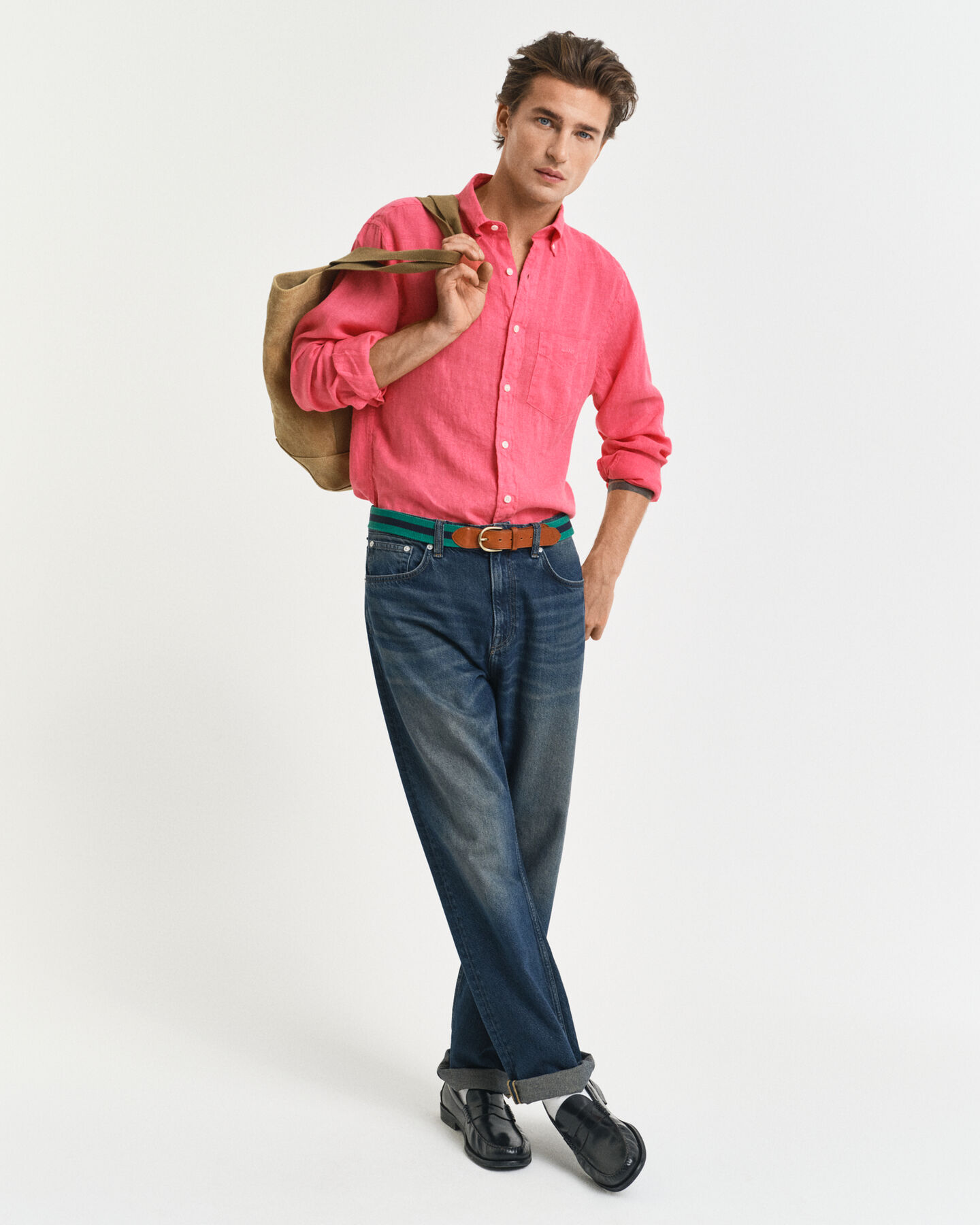 Regular fit garment-dyed hørskjorte