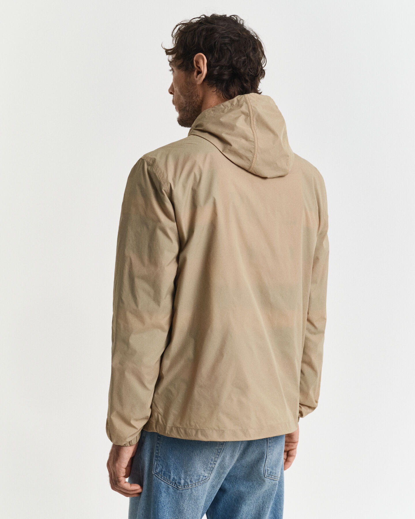 Let sammenfoldelig Windbreaker