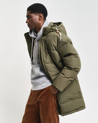 Tung dunjakke i mellemlængde